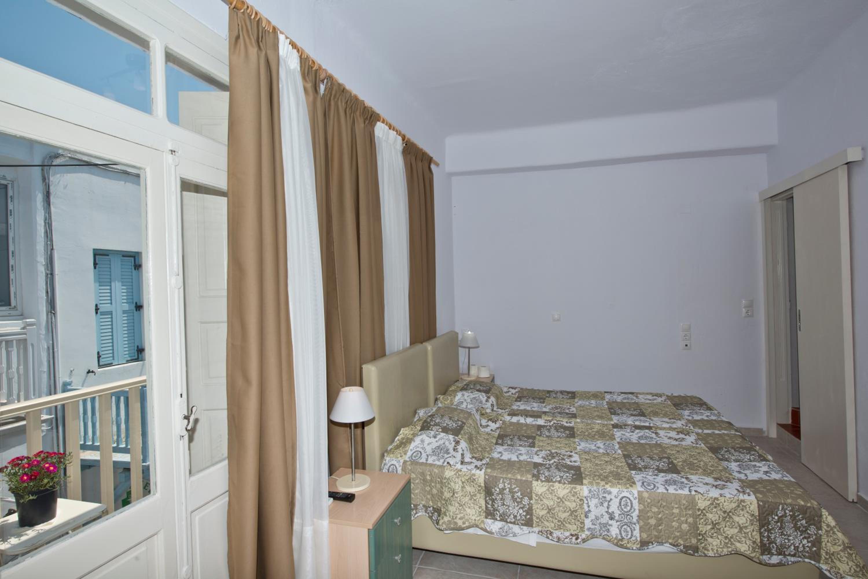 Triple Room - Photo 15