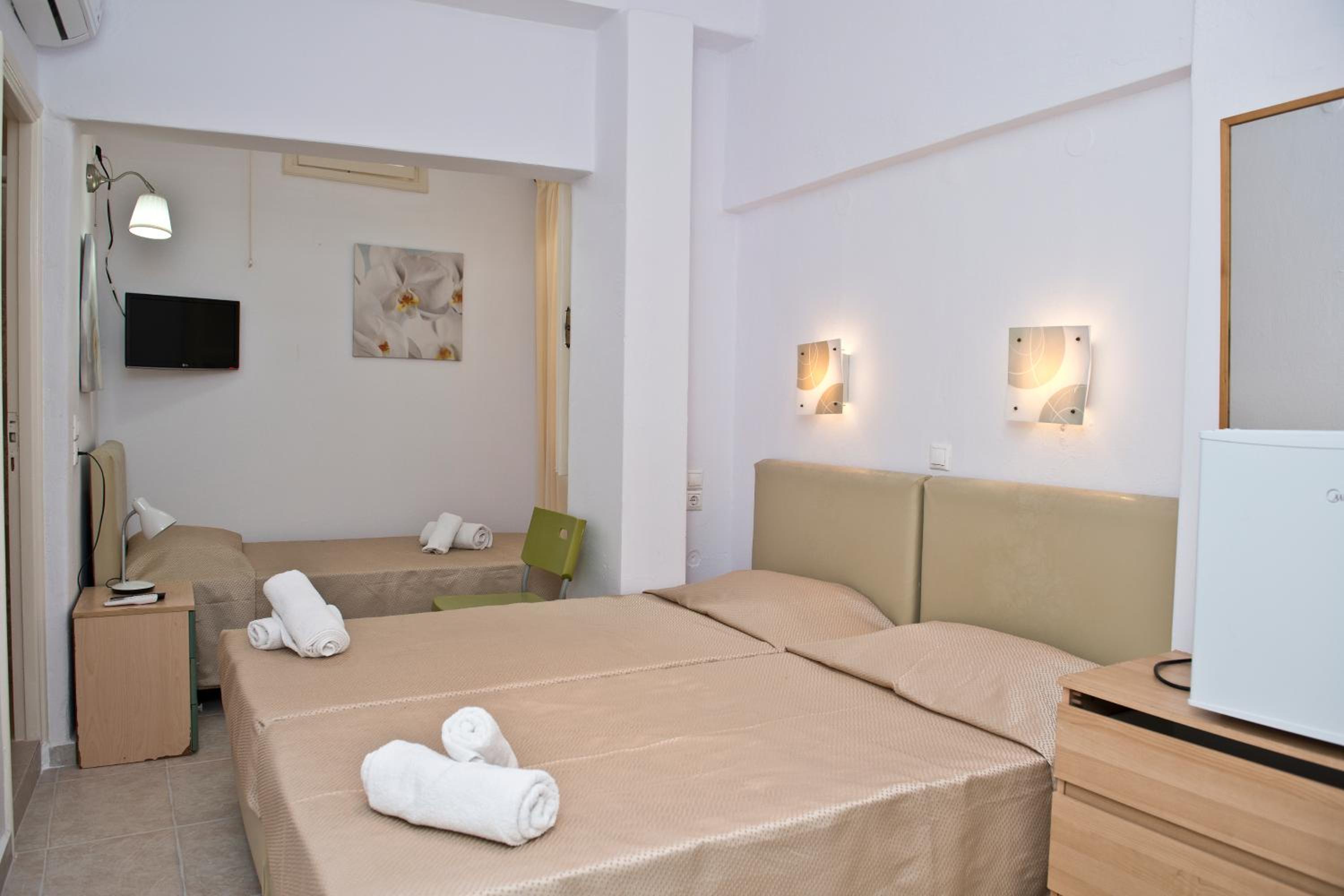 Triple Room - Photo 3