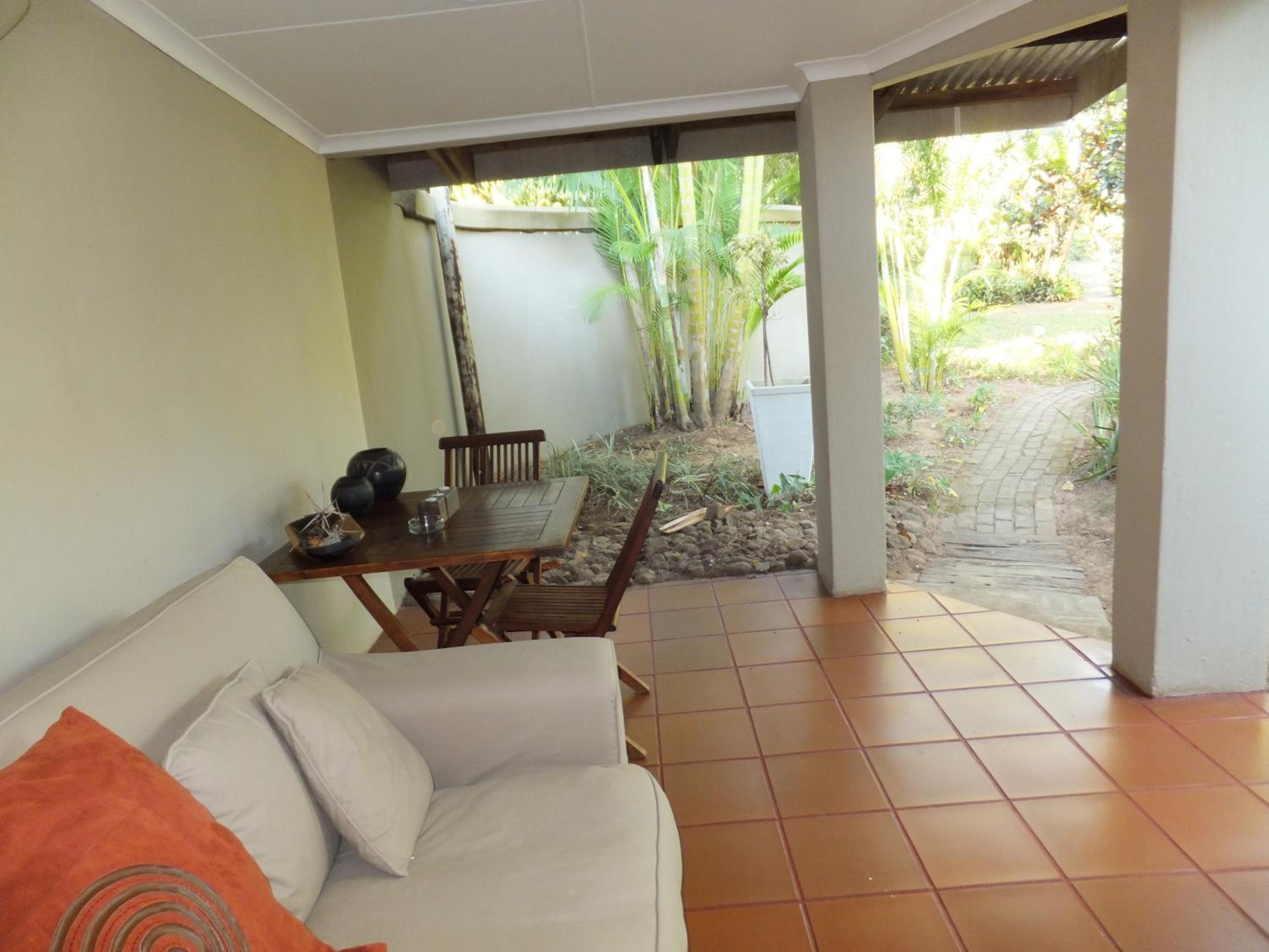 Double or Twin Room with Terrace photo 2