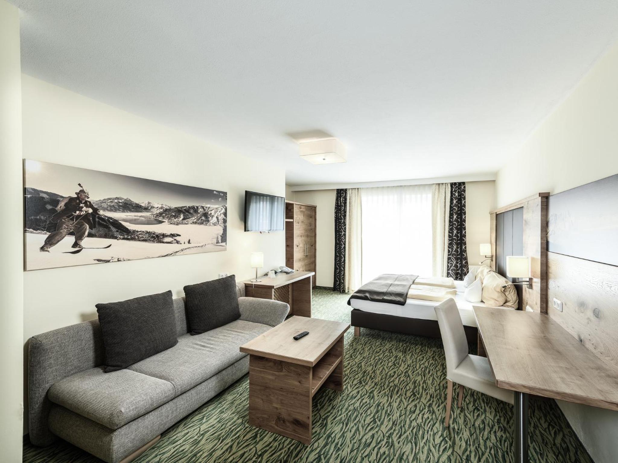 Comfort Double Room with Balcony - Photo 2