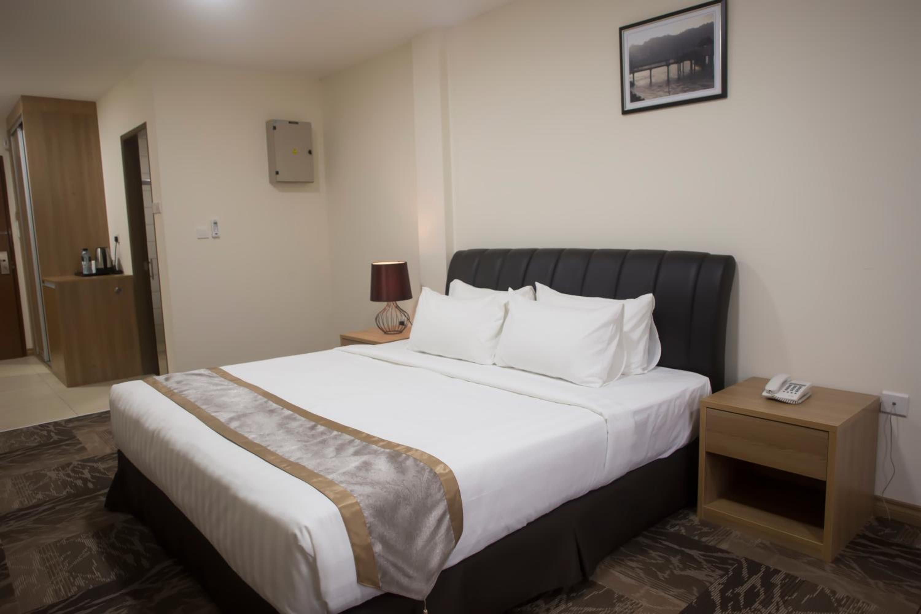 Deluxe Twin Room photo 1