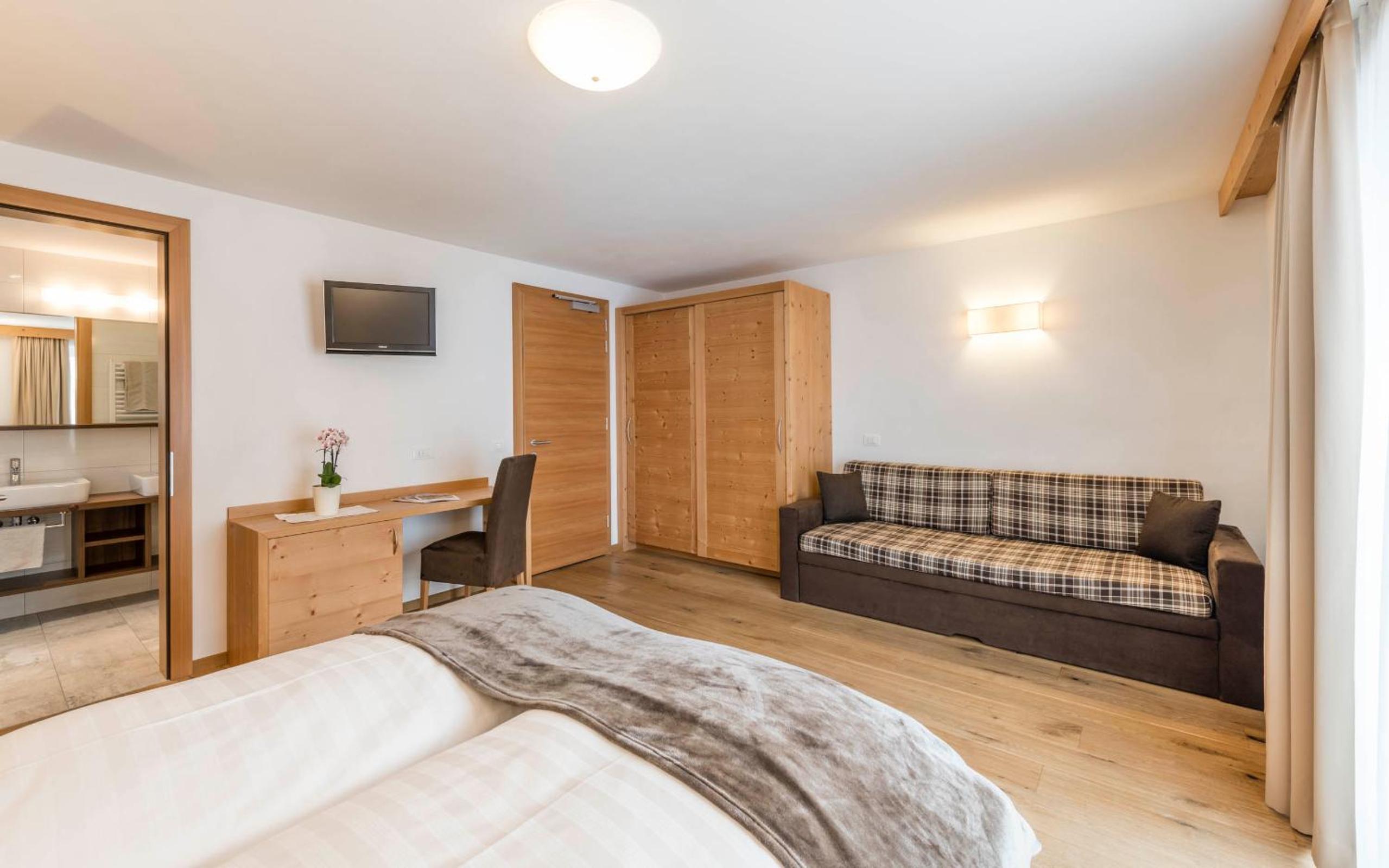 Superior Double or Twin Room photo 1