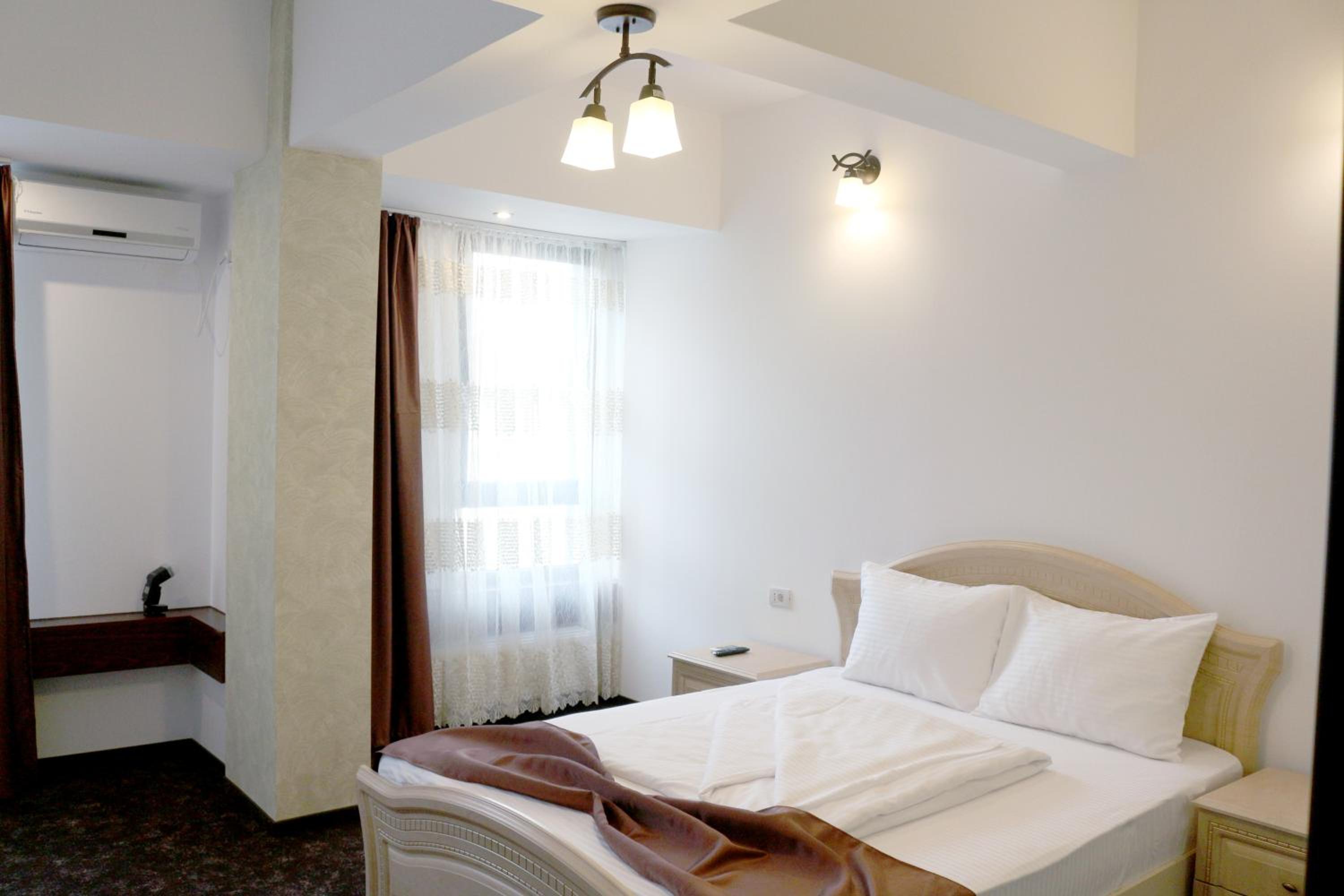 Deluxe Suite photo 1