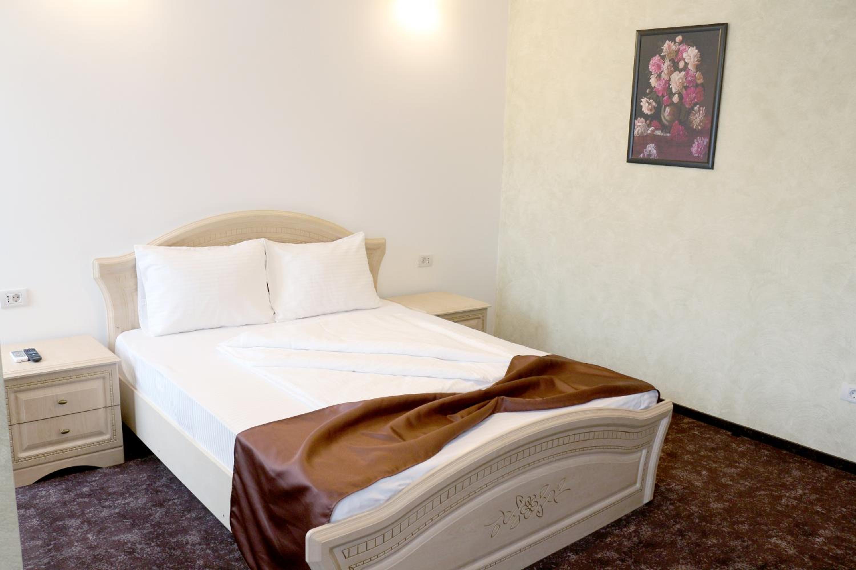 Deluxe Suite photo 2