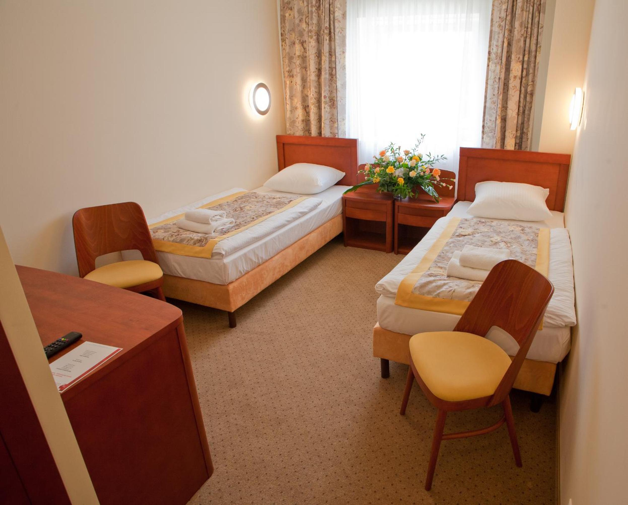 Double Room - Photo 1