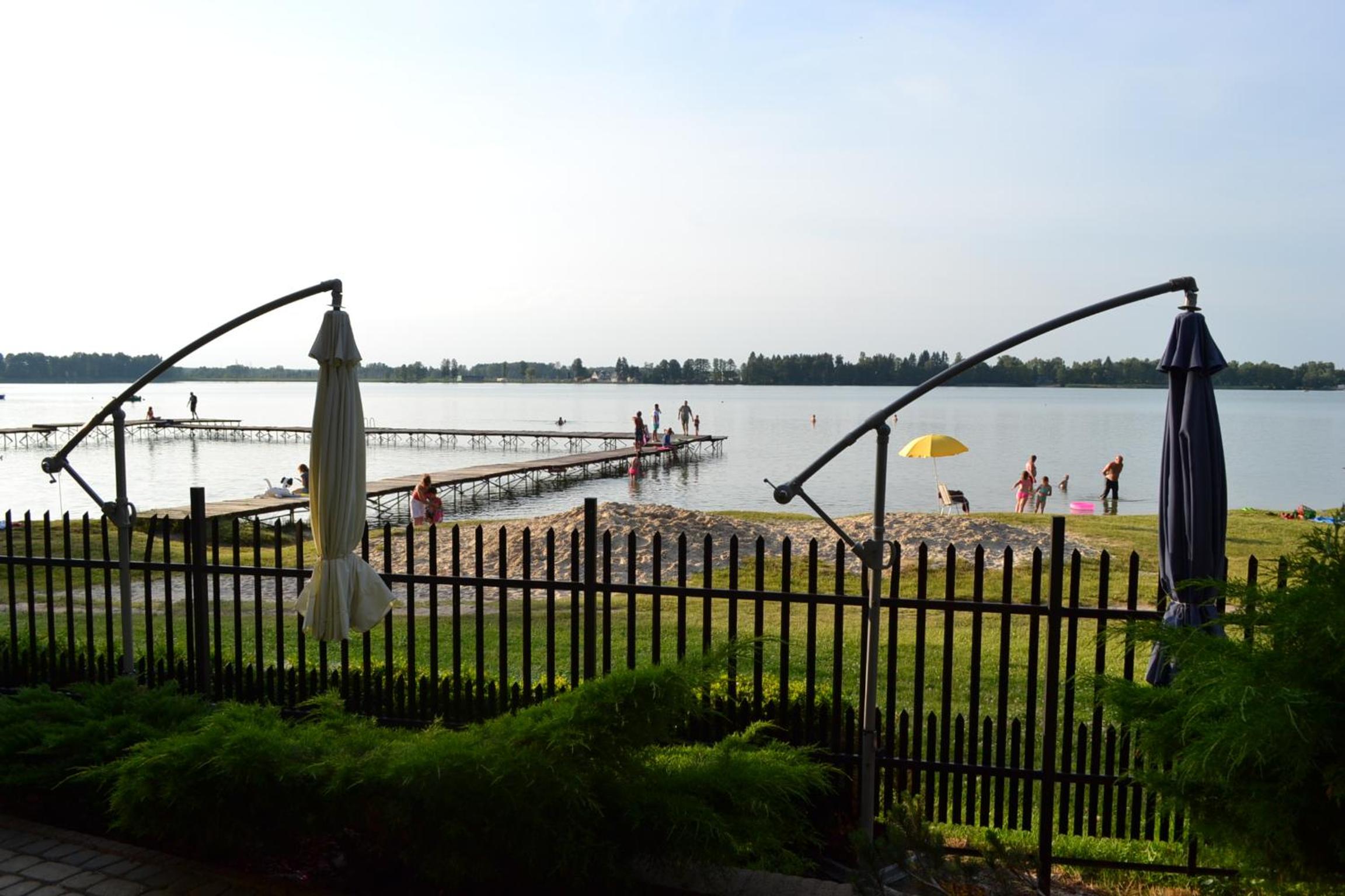 Double Room with Lake View - Photo 4