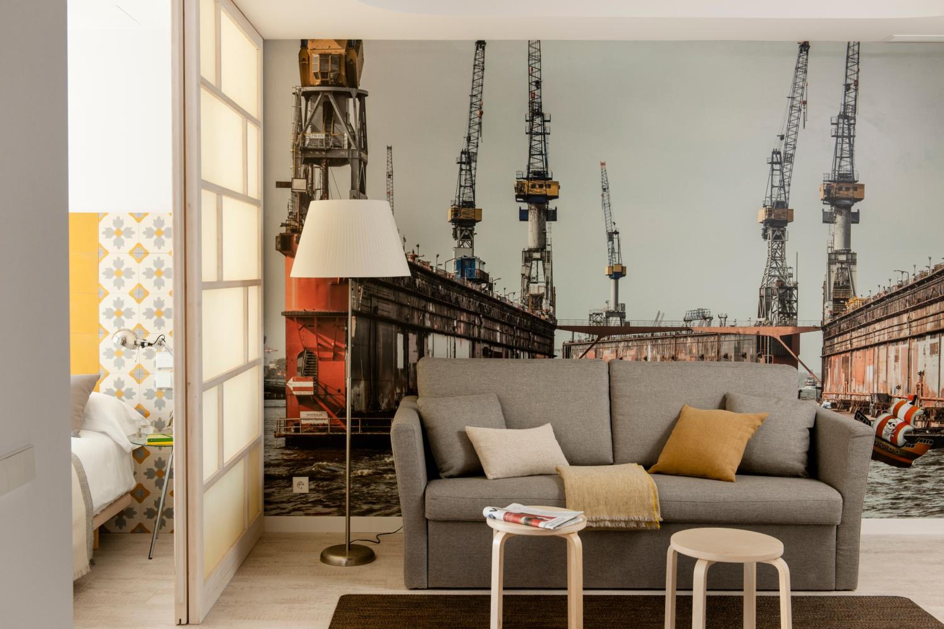 Two-Bedroom Apartment with One Bathroom photo 2