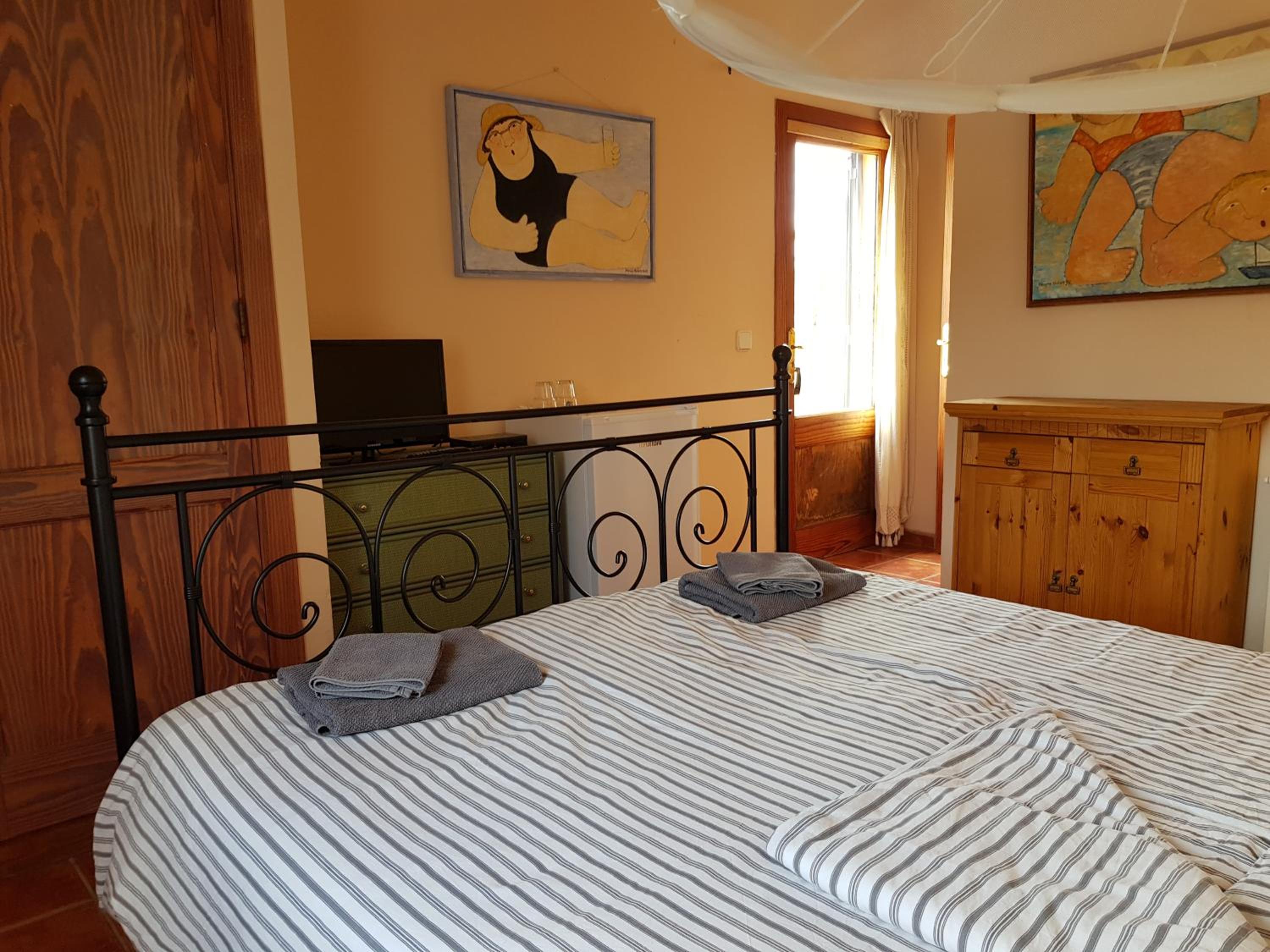 One-Bedroom Apartment with Garden View photo 2