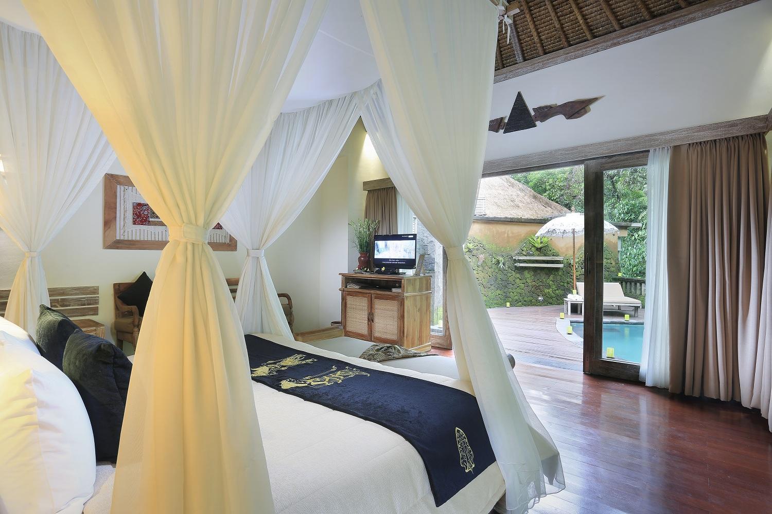River Edge One-Bedroom Pool Villa with Free Benefit