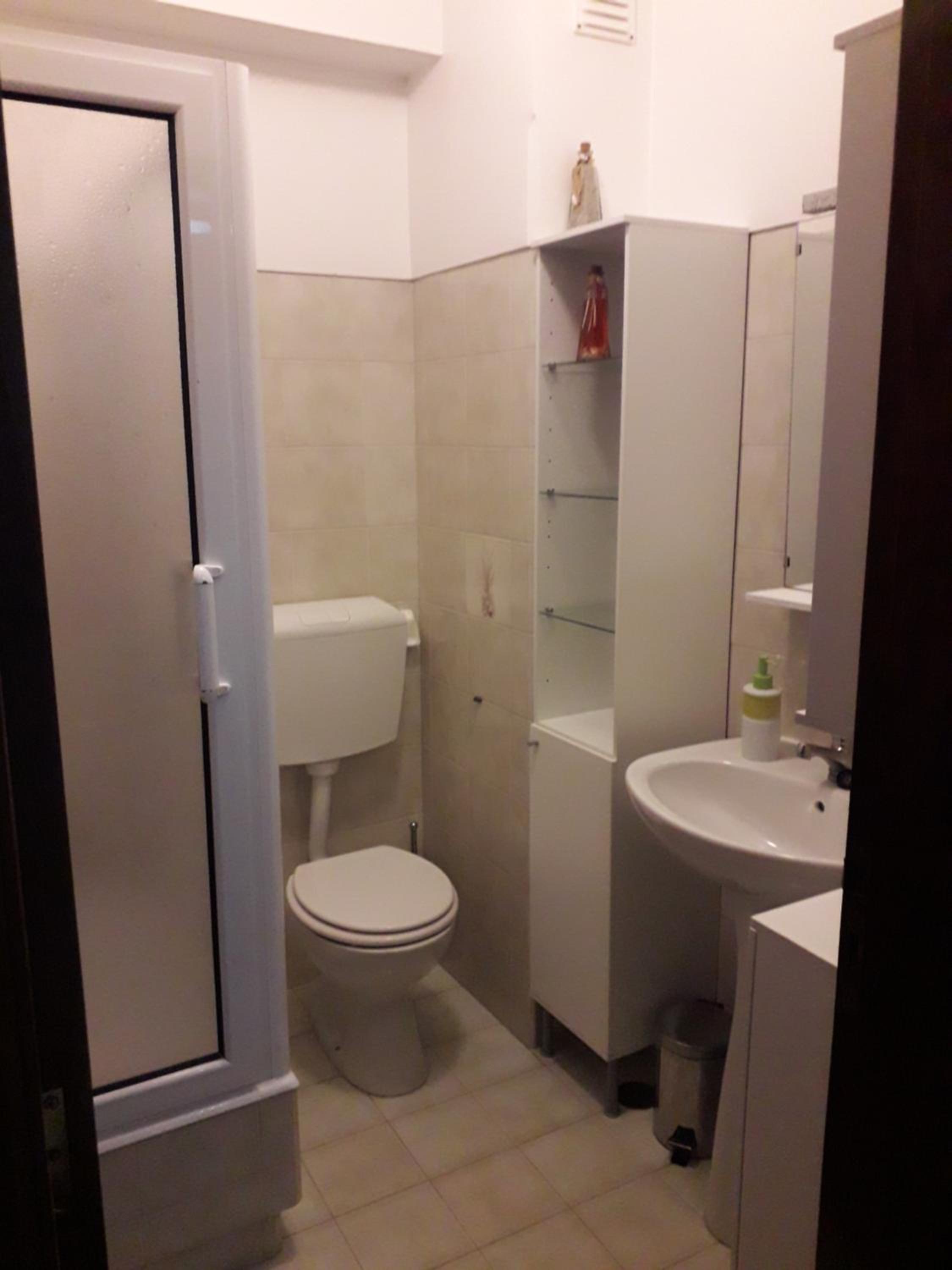 Apartment - Photo 2