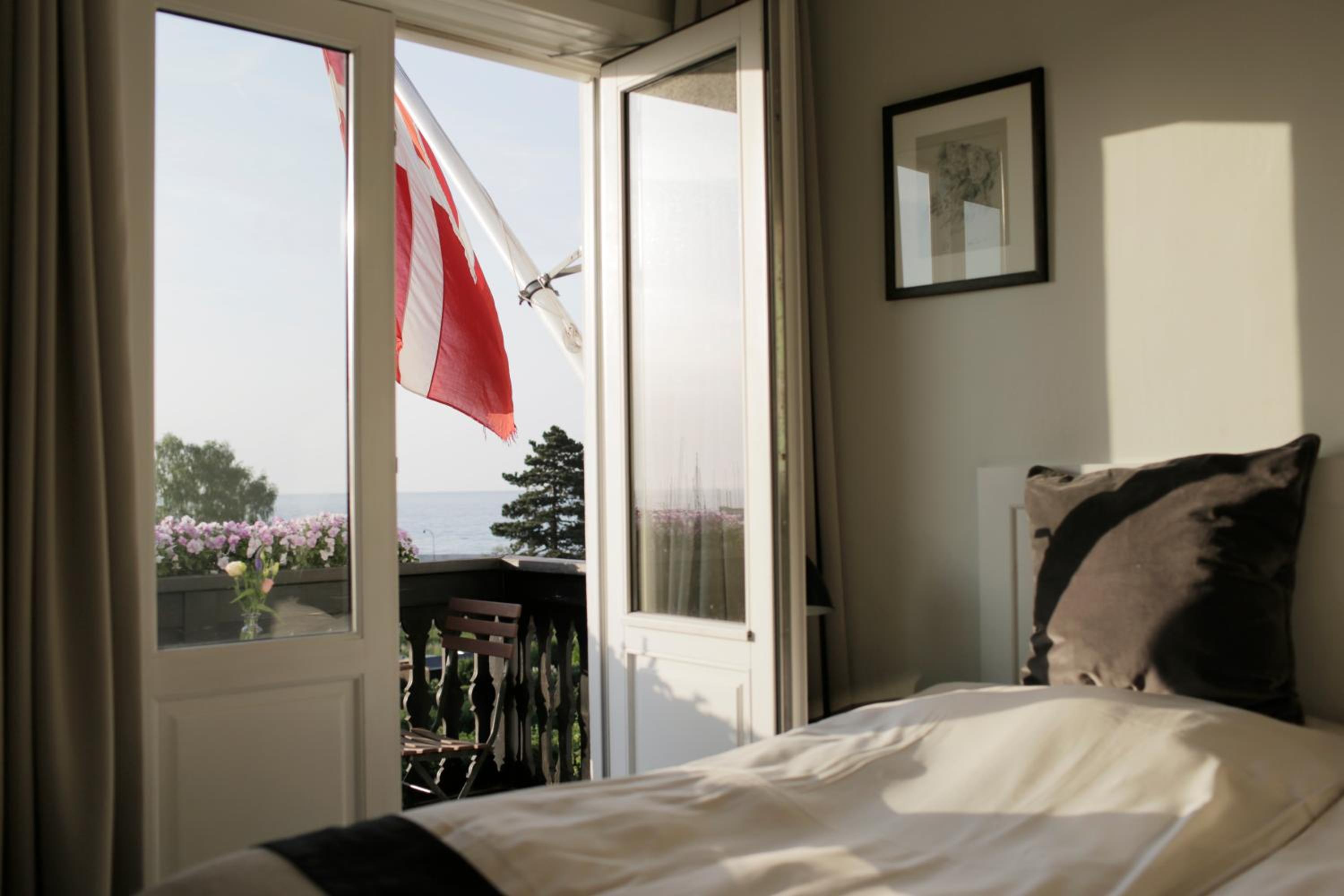 Suite - Photo 9