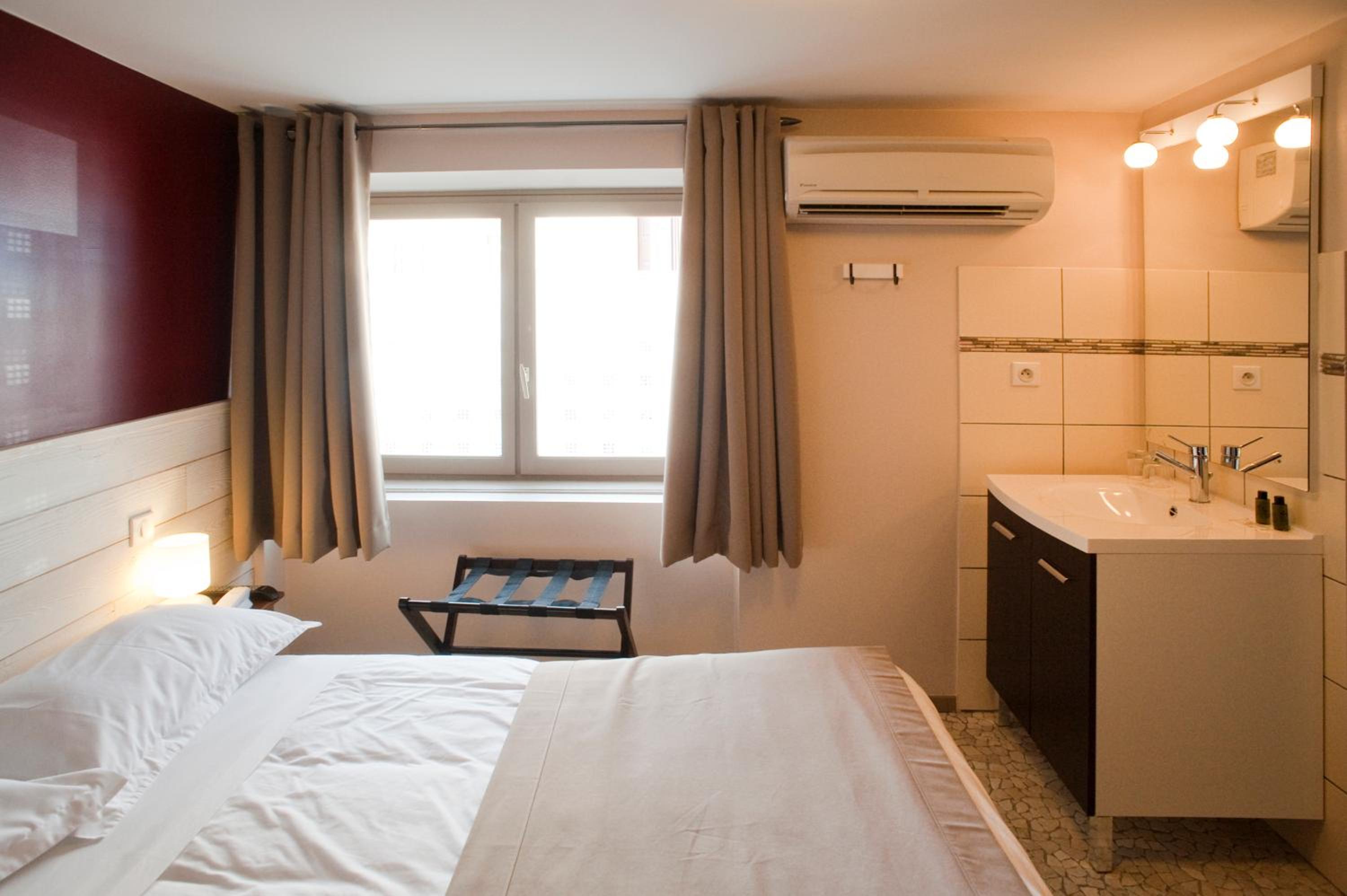 Double Room - Photo 1