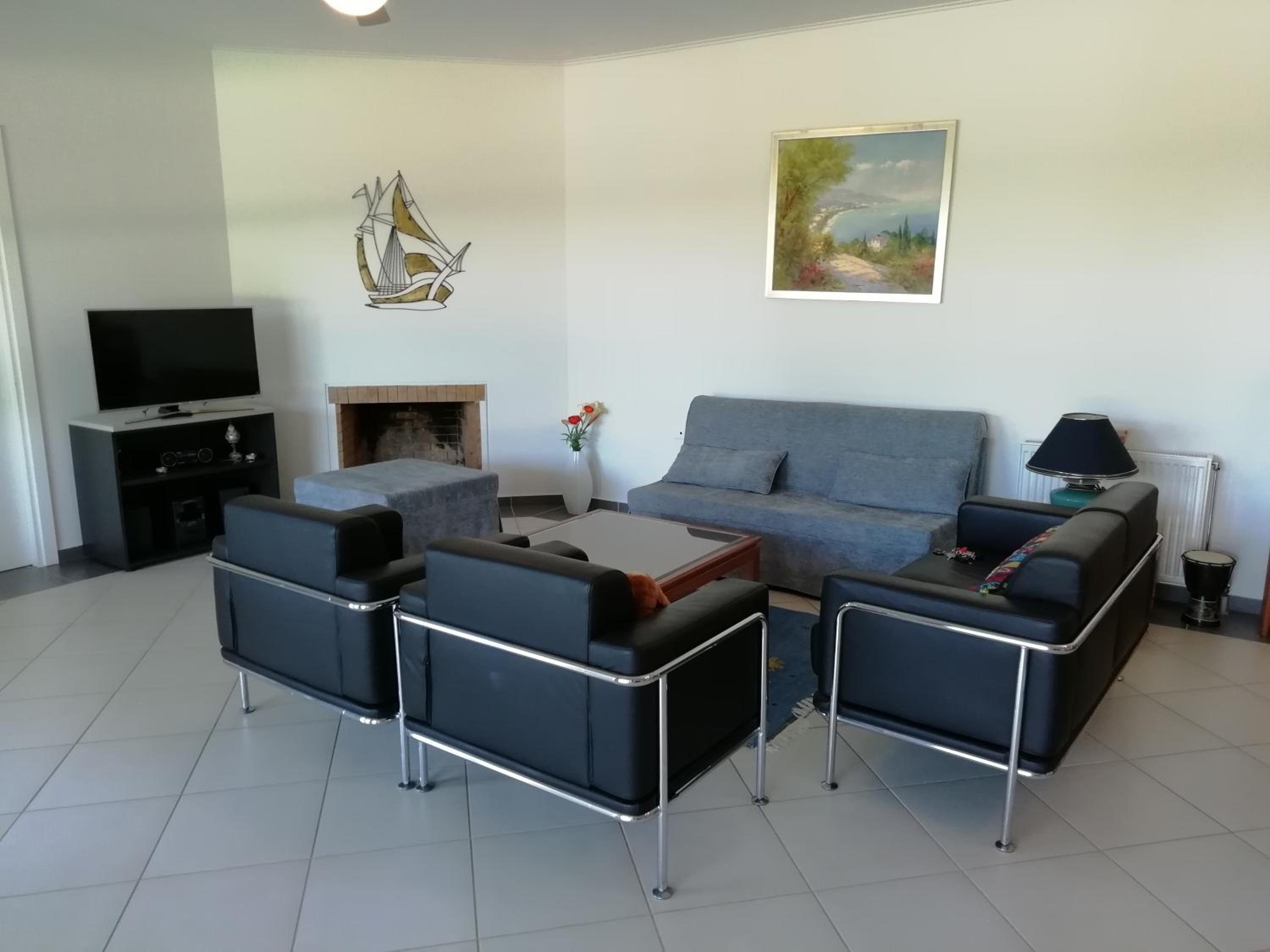 Two-Bedroom House photo 1