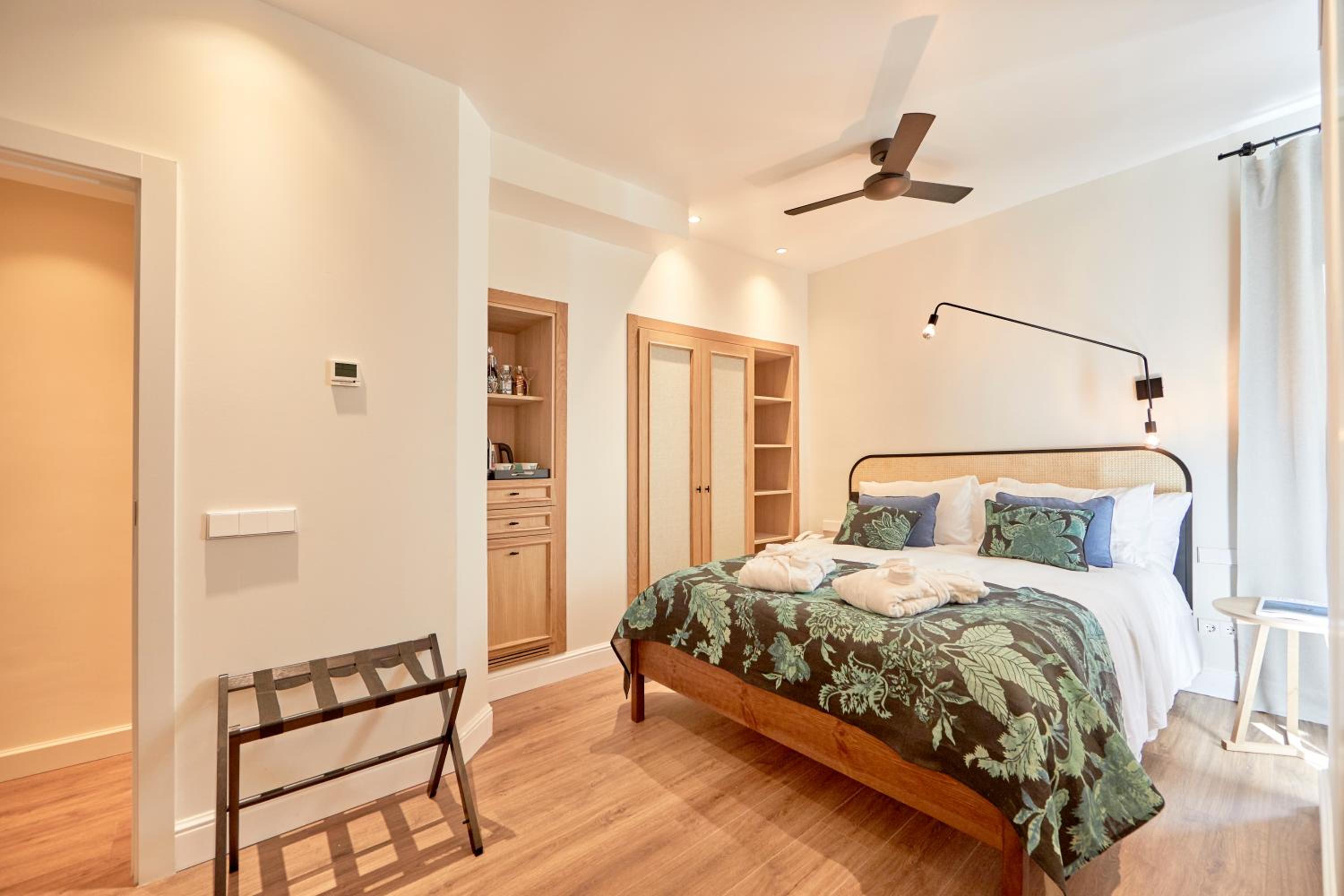 Double Room - Photo 3