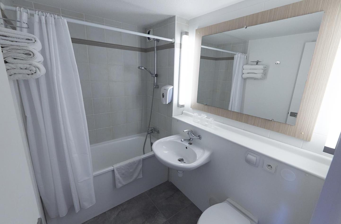Superior Double Room - Photo 9