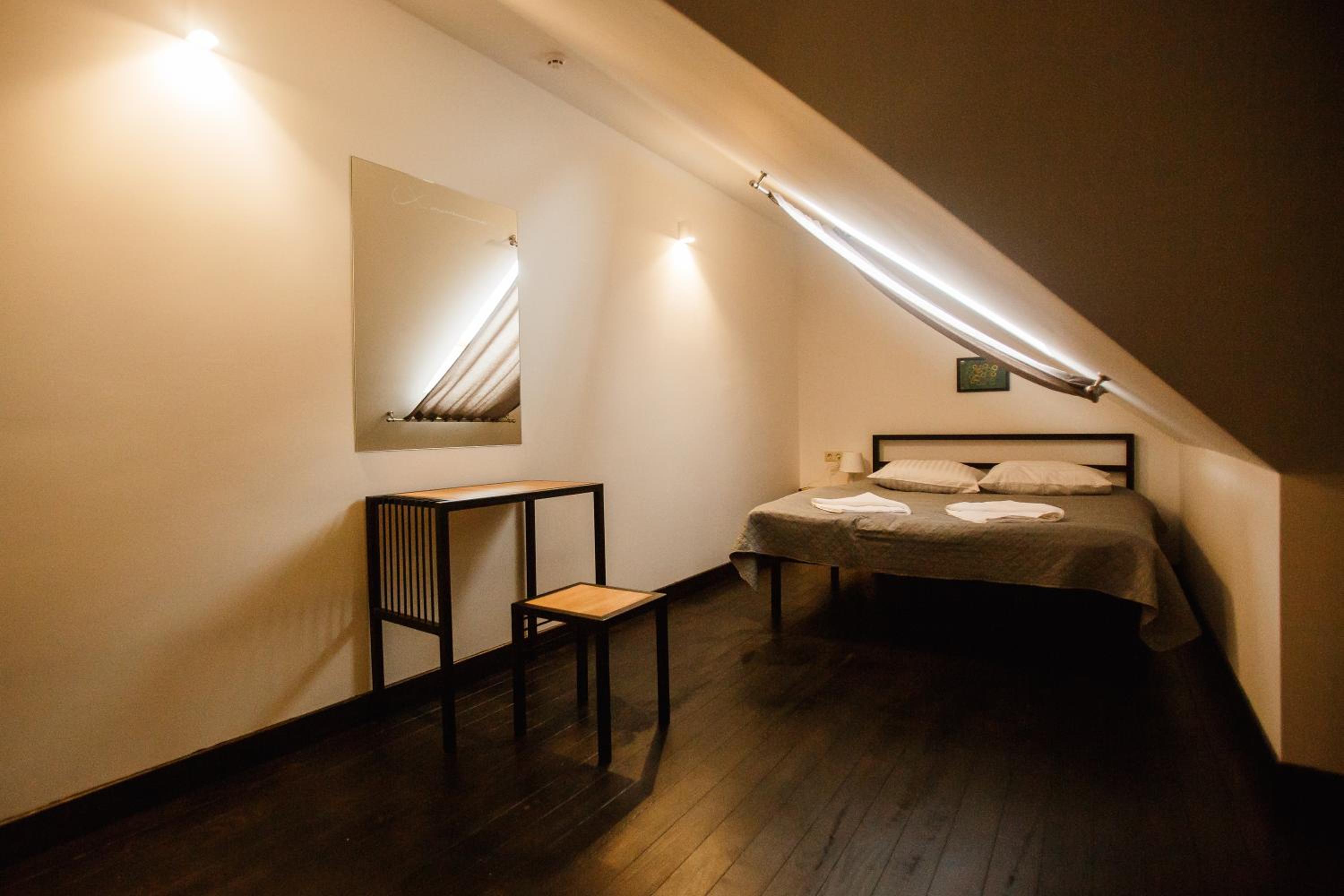 Budget Double Room photo 2