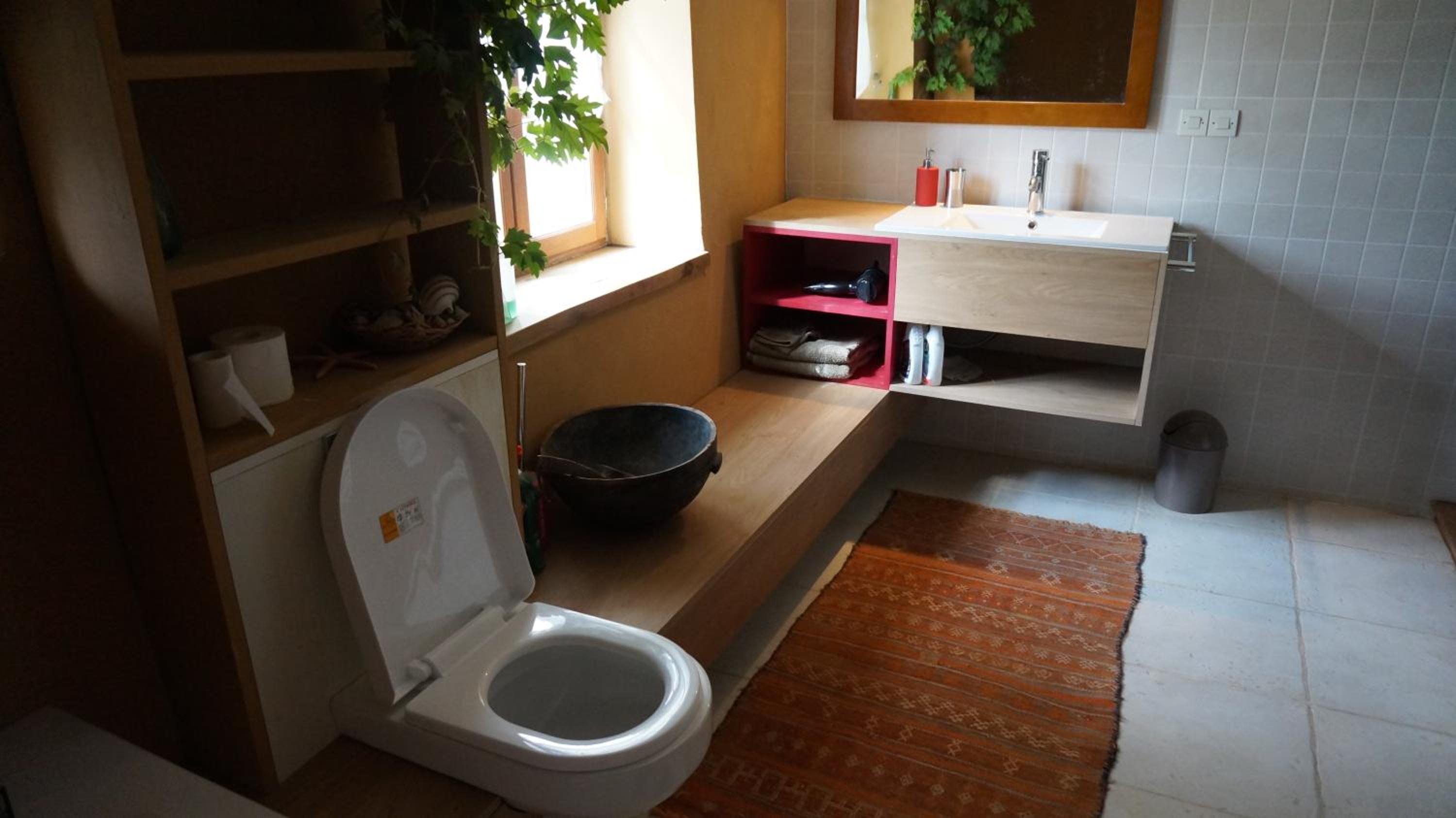 Double Room with Private Bathroom - Photo 7
