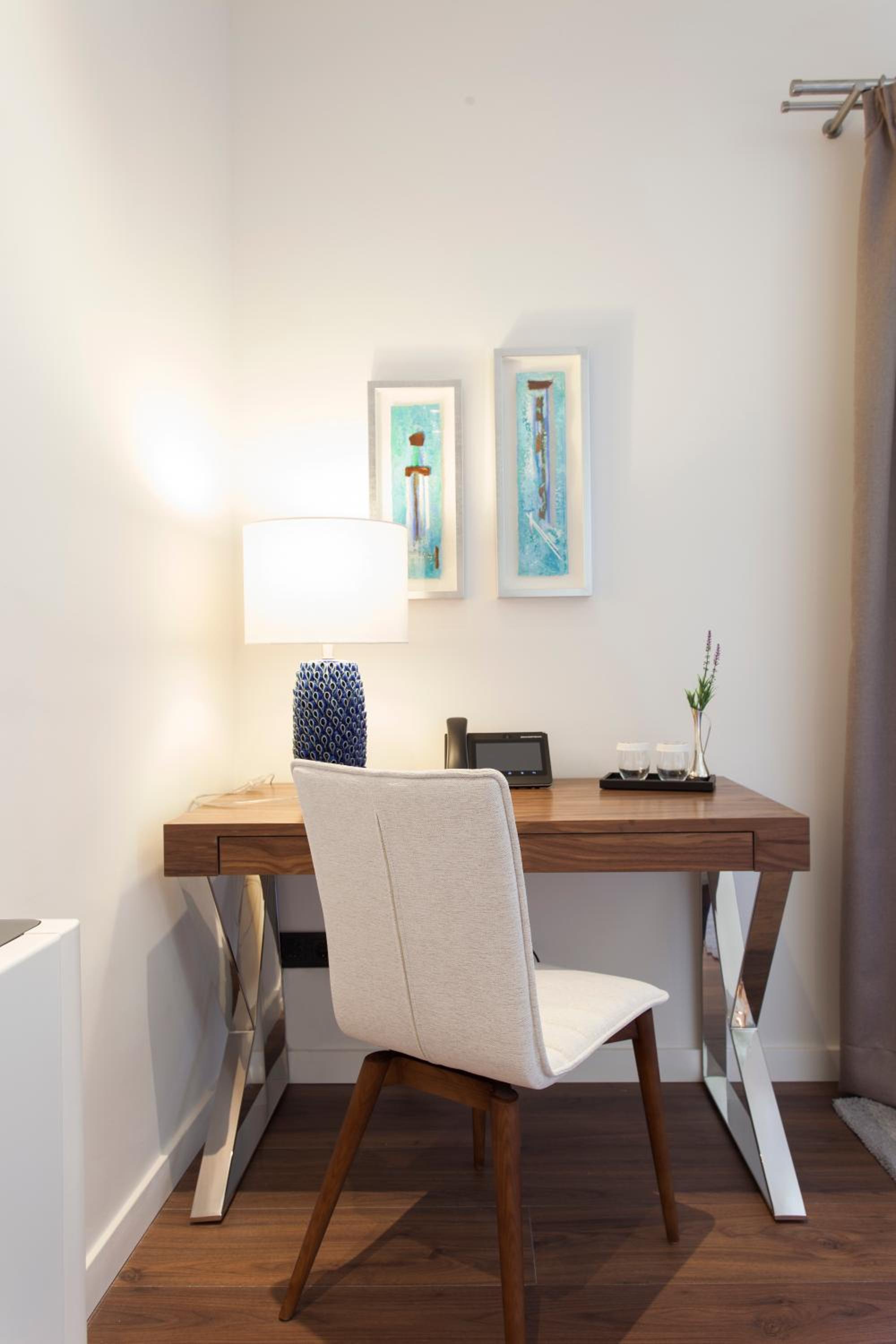 Suite with City View photo 2