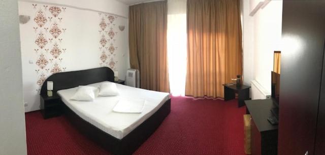 Suite with Lake View photo 1