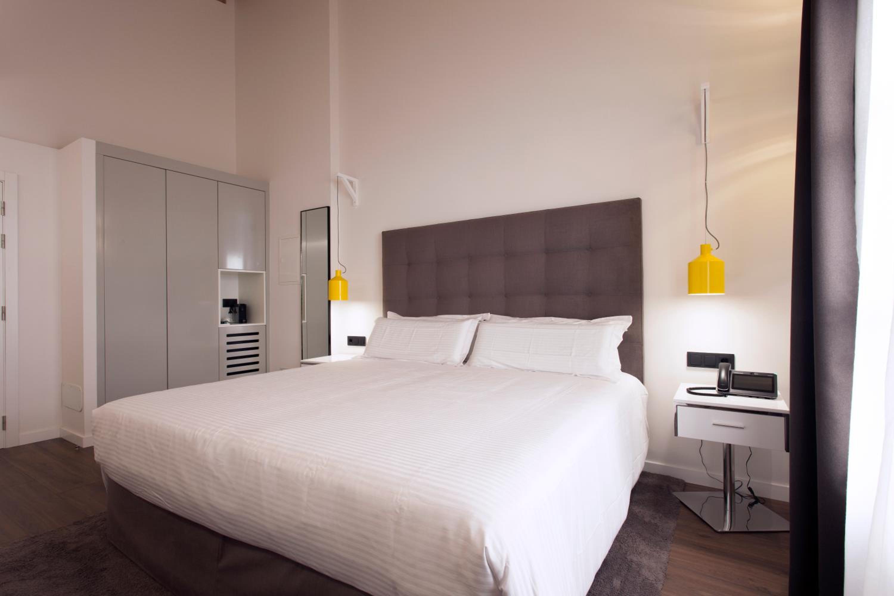 Double Room - Disability Access photo 3