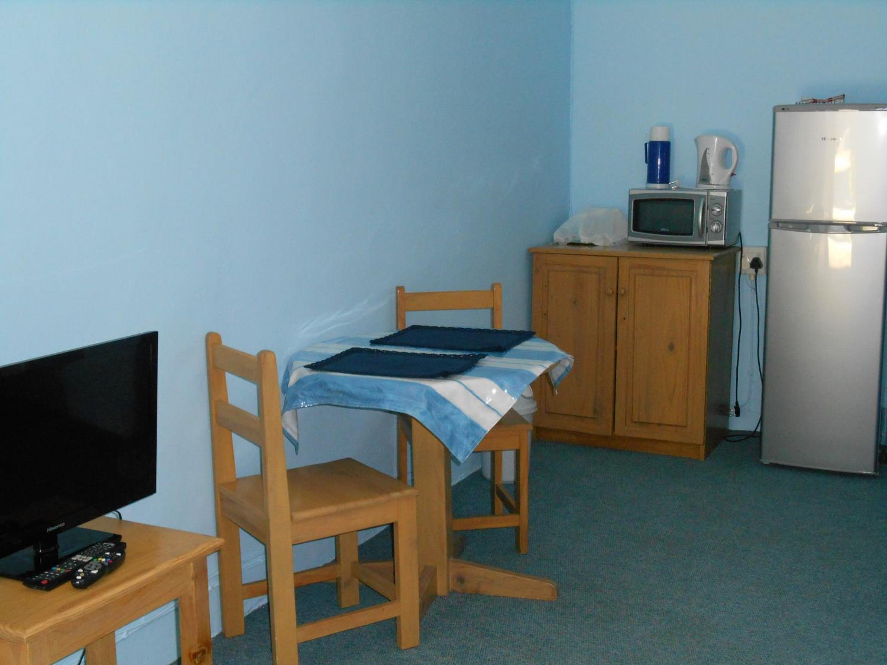 Budget Twin Room photo 2