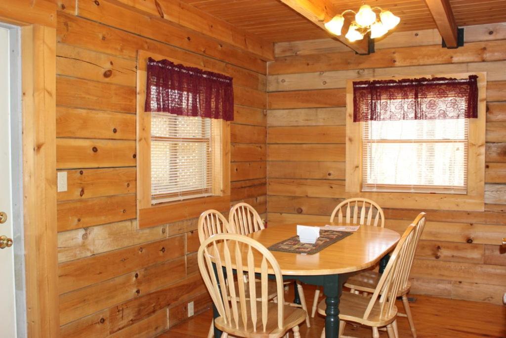 Two-Bedroom House photo 2
