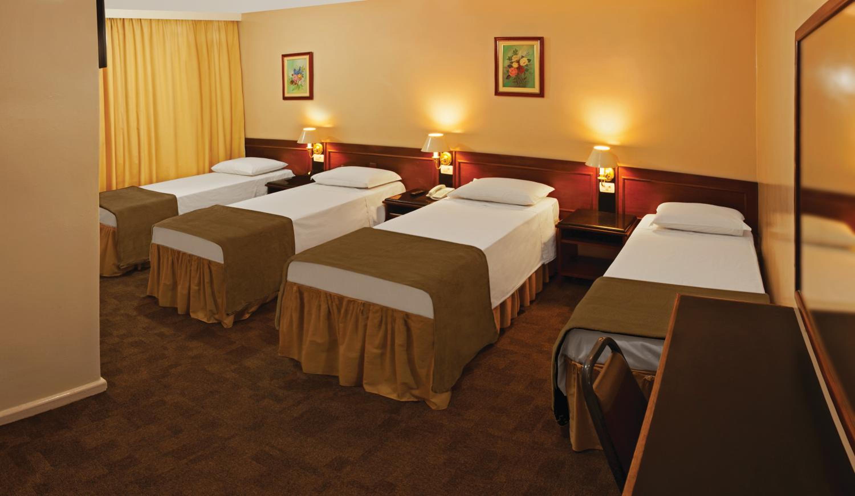 Superior Quadruple Room - Photo 1