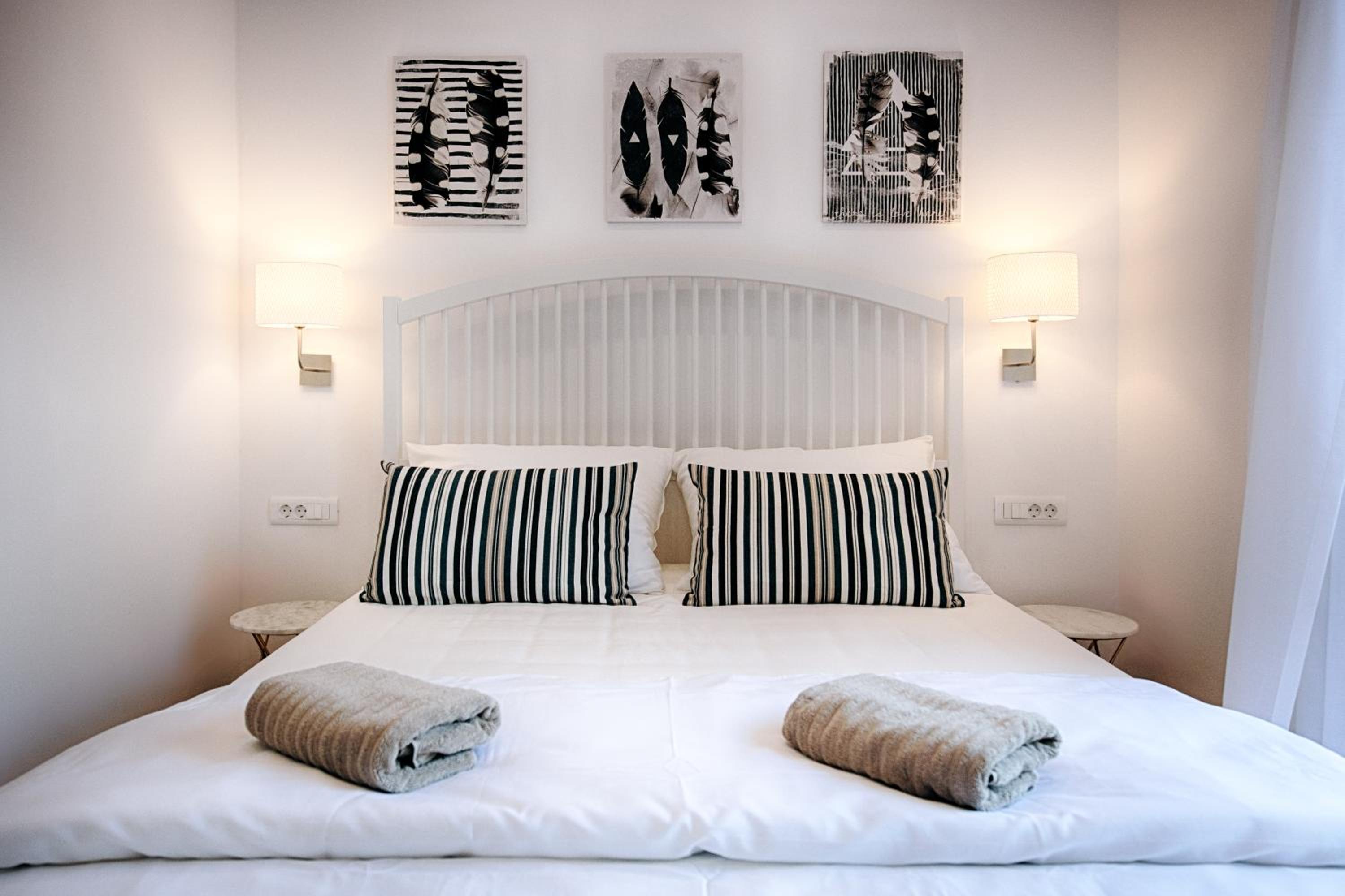 Double Room with Balcony and Sea View photo 3