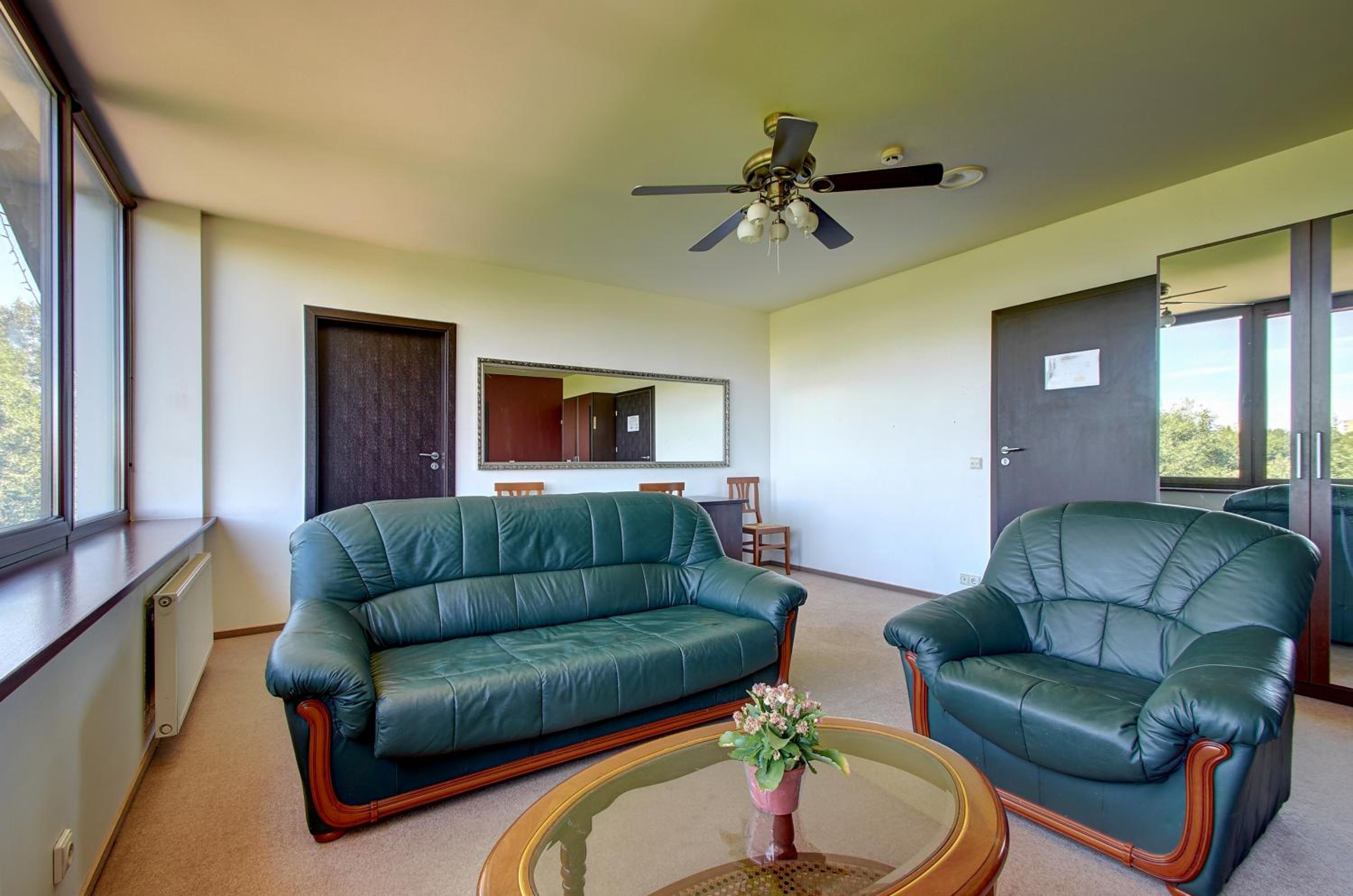 Two-Bedroom Suite photo 2