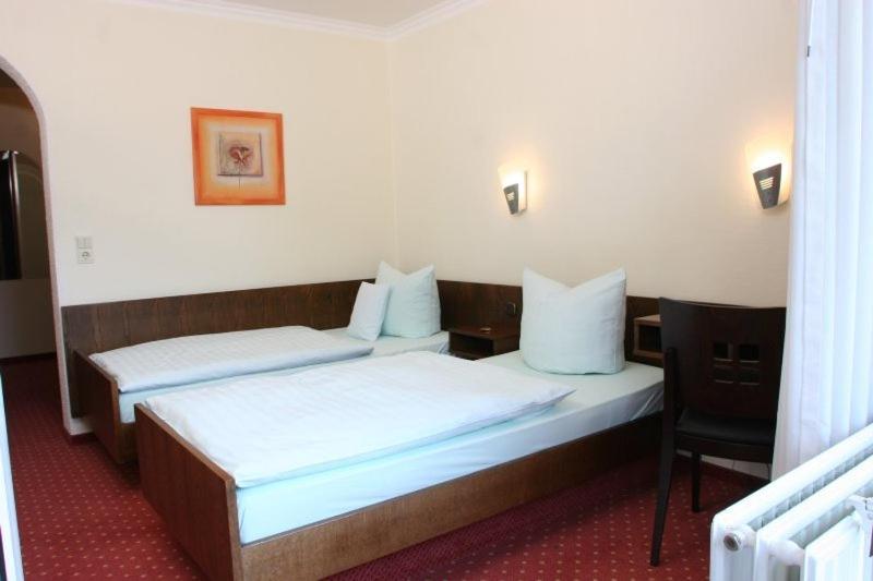Single Room photo 2