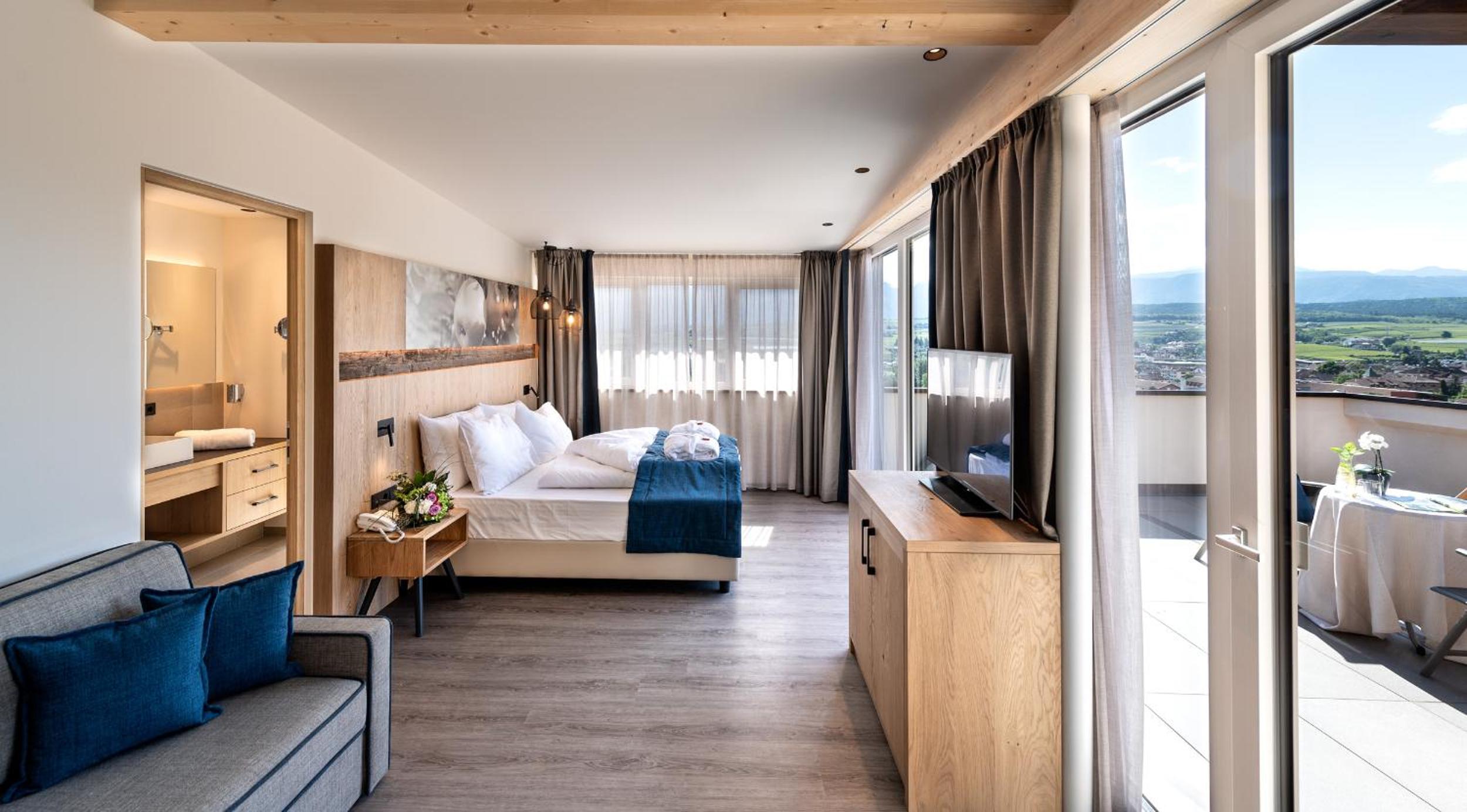 Junior Suite with Terrace