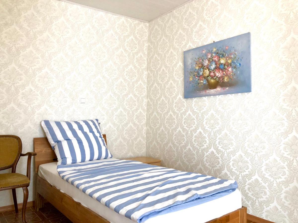 Single Room with Shared Bathroom photo 1