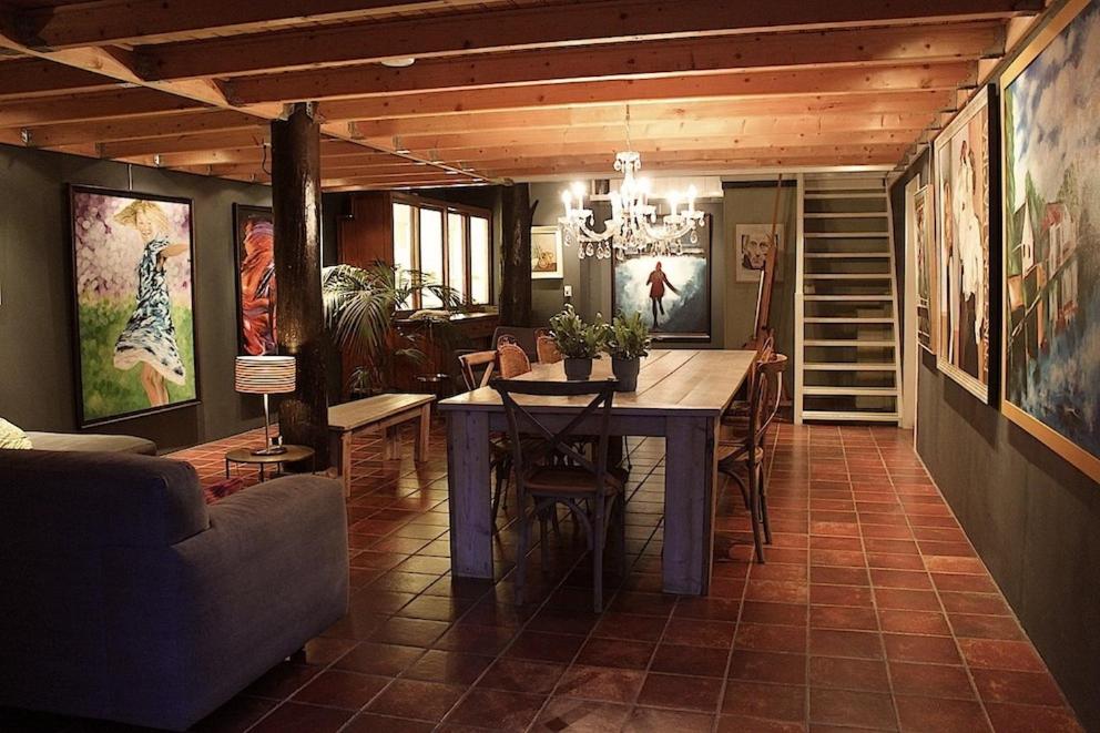Family Room - Photo 10