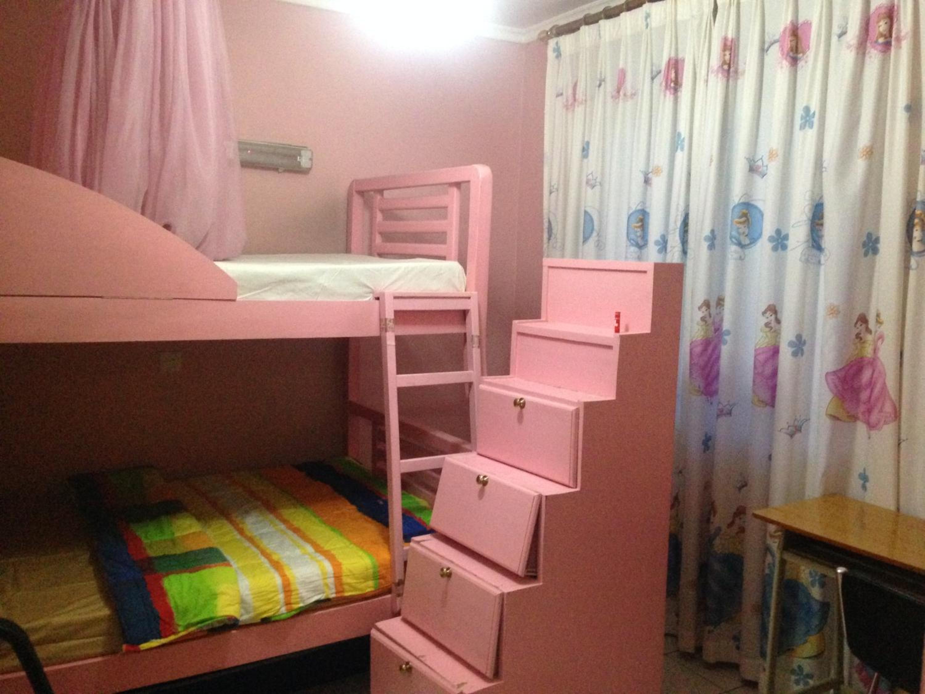 Single Bed in Dormitory Room photo 2