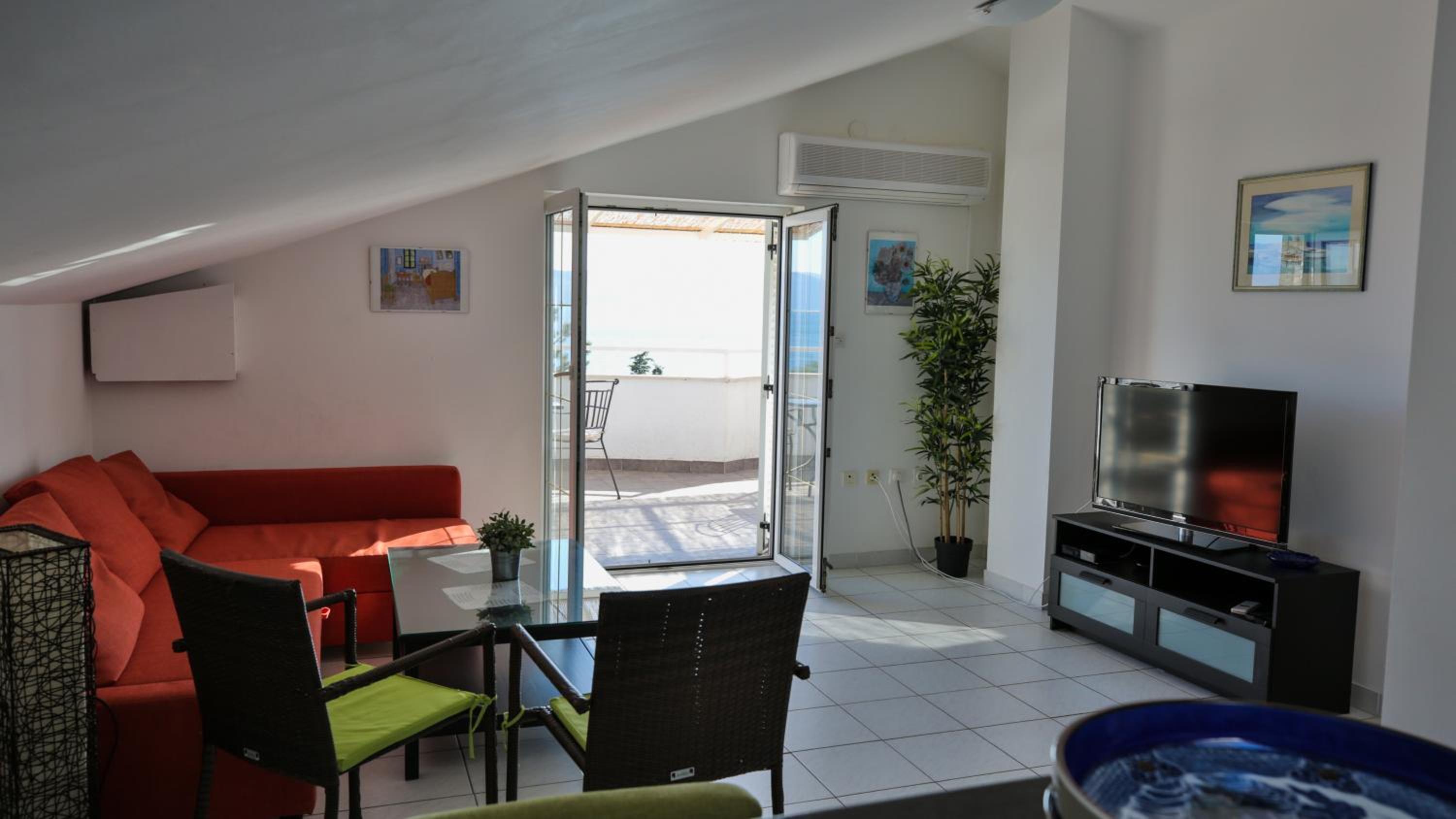 Apartment with Sea View