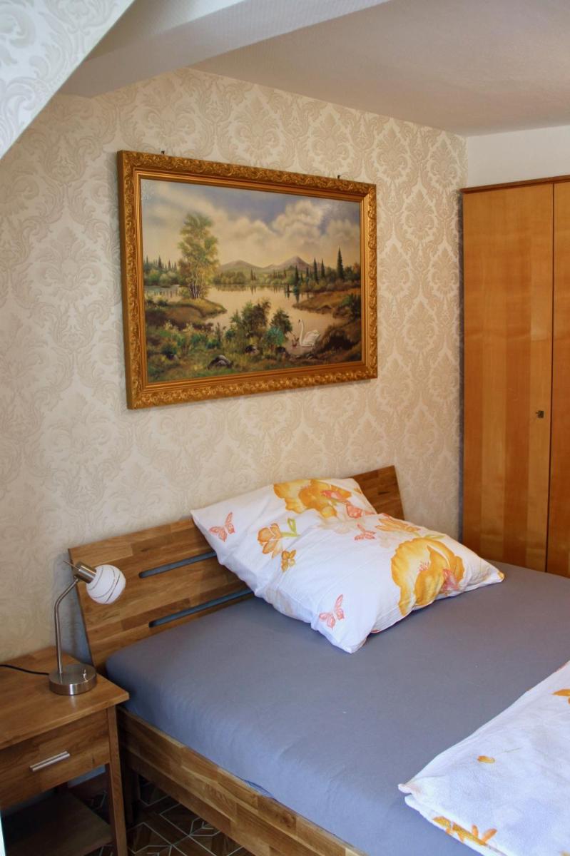 Single Room with Shared Bathroom photo 1