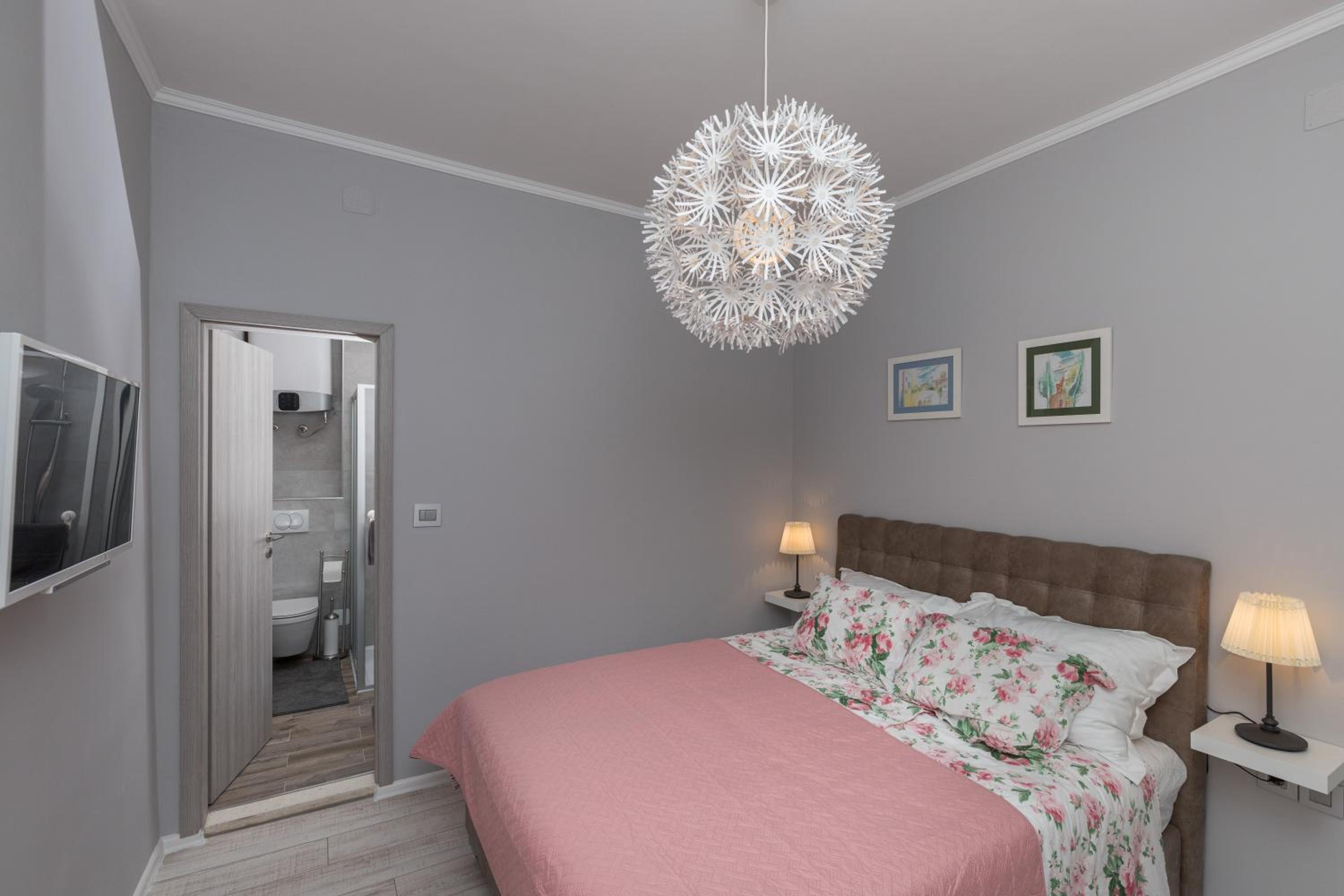 Double Room with Private Bathroom