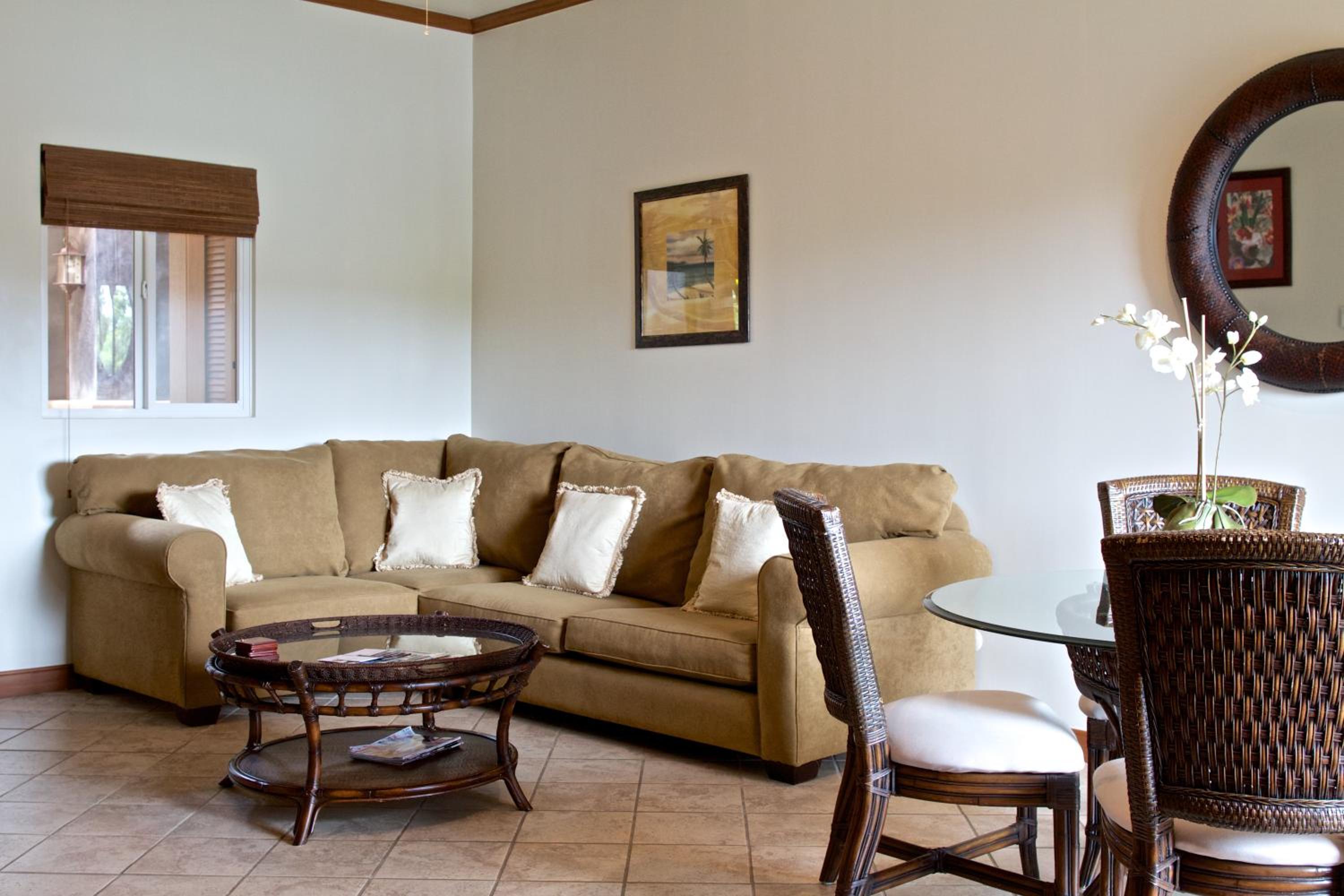 Luxury One-Bedroom Apartment photo 1