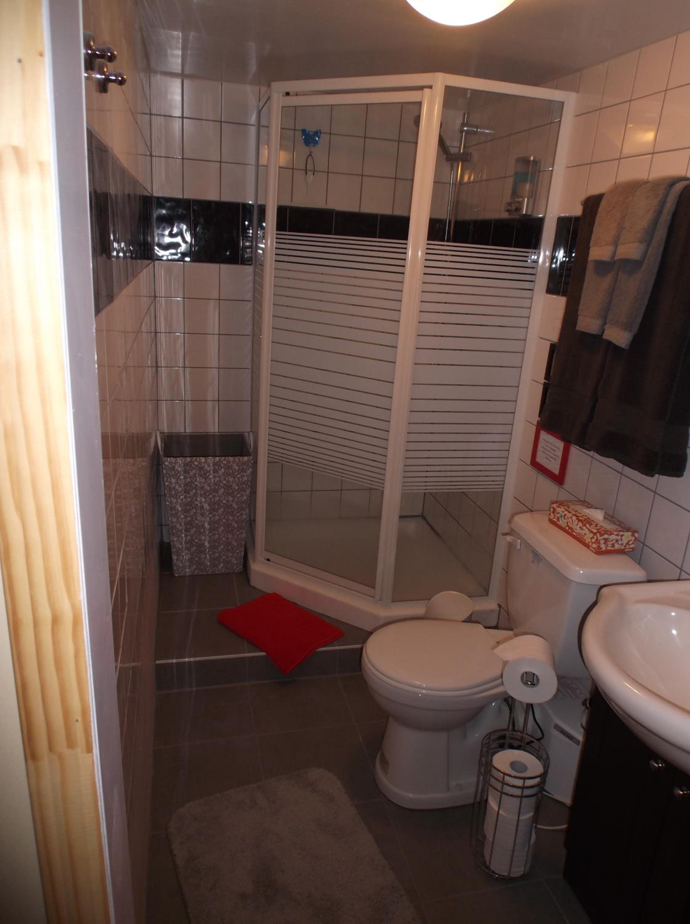 Standard Queen Room photo 3