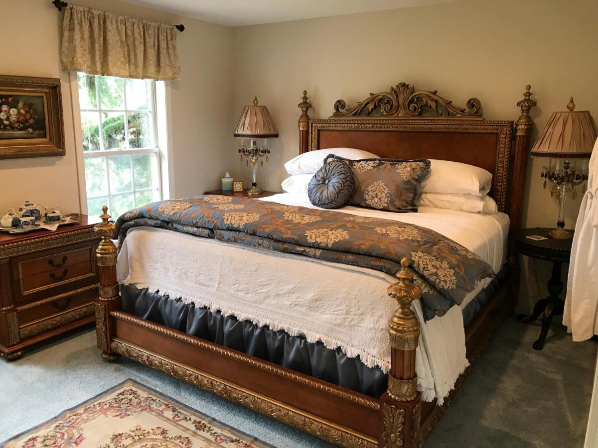 King Room with Garden View photo 2