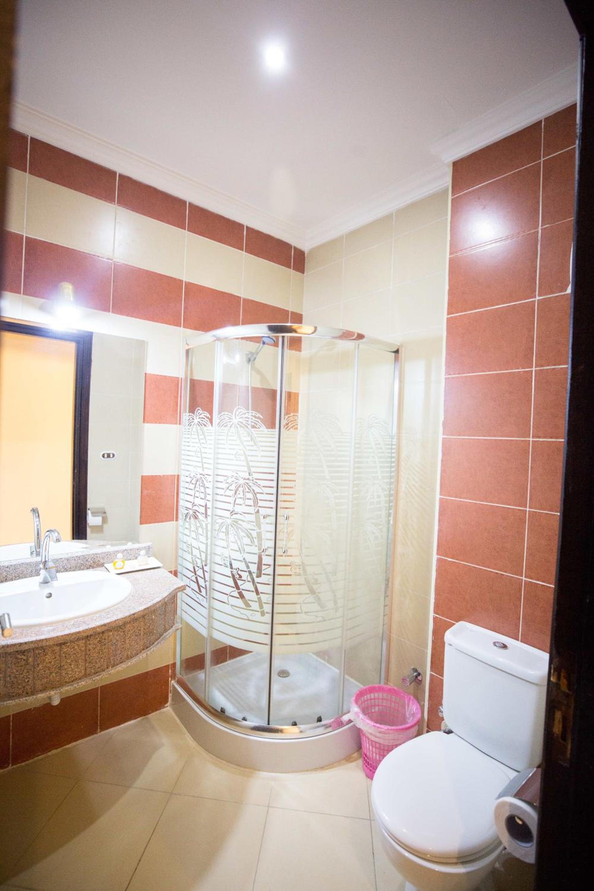 Deluxe Suite - Photo 2