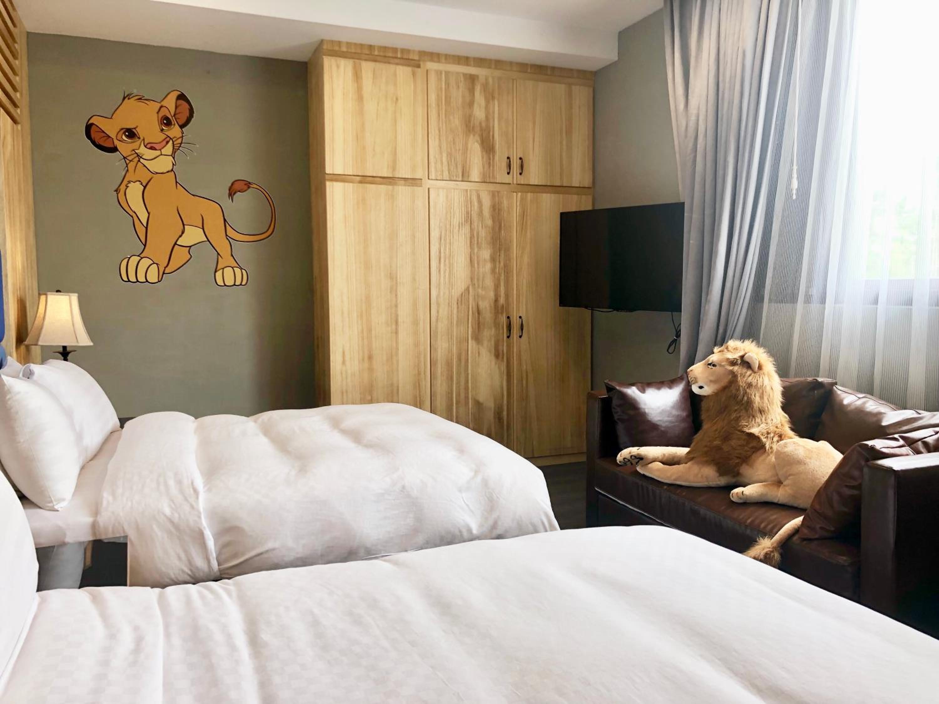 Quadruple Room with Mountain View photo 2