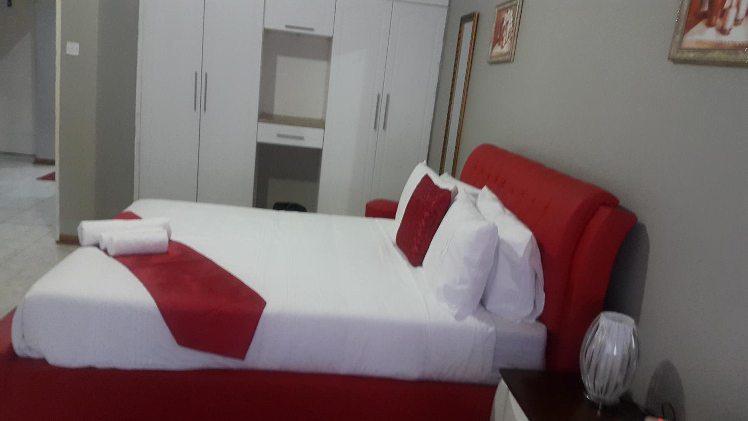 Deluxe Double Room with Shower photo 3