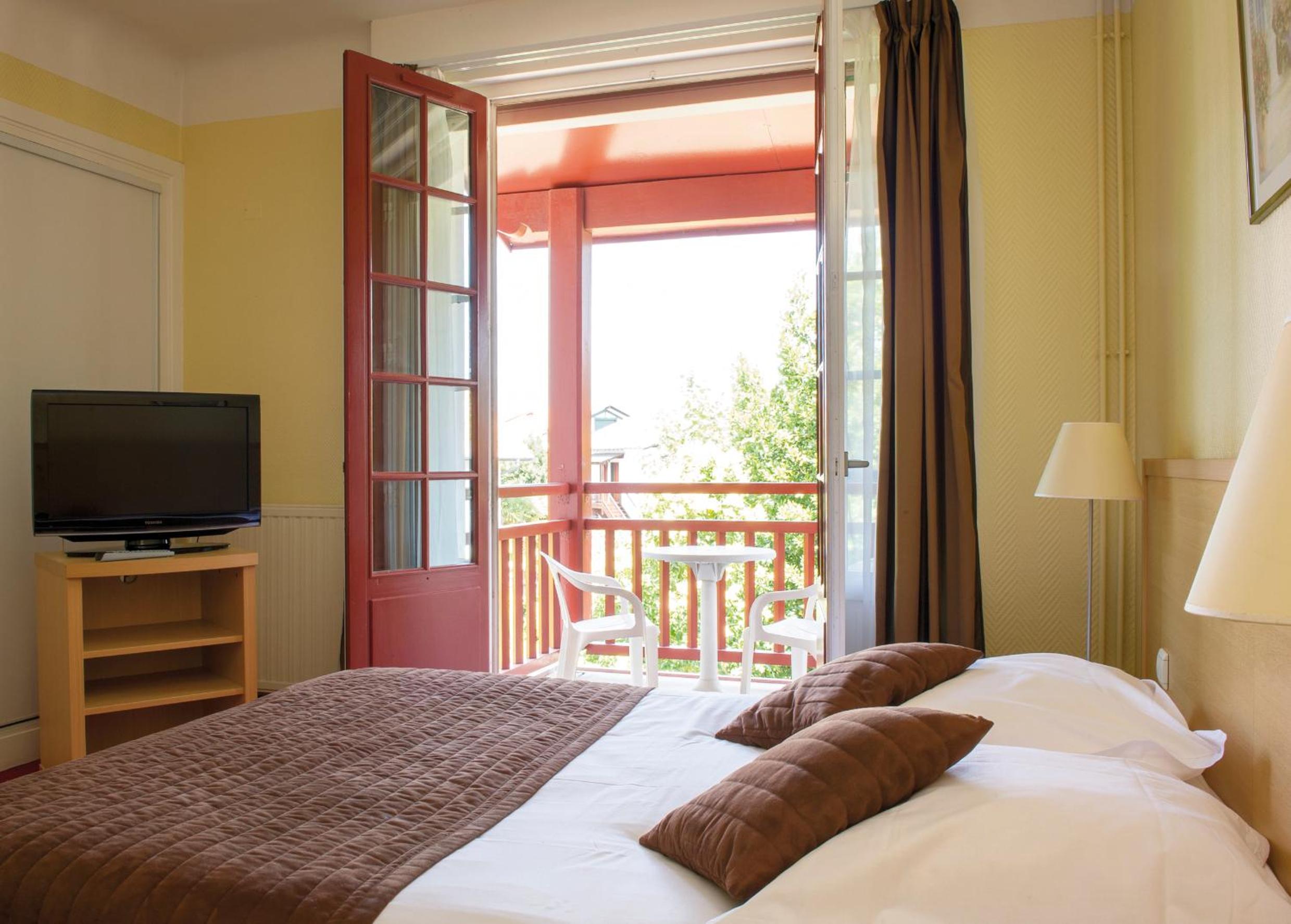 Double Room with Balcony or Terrace photo 1
