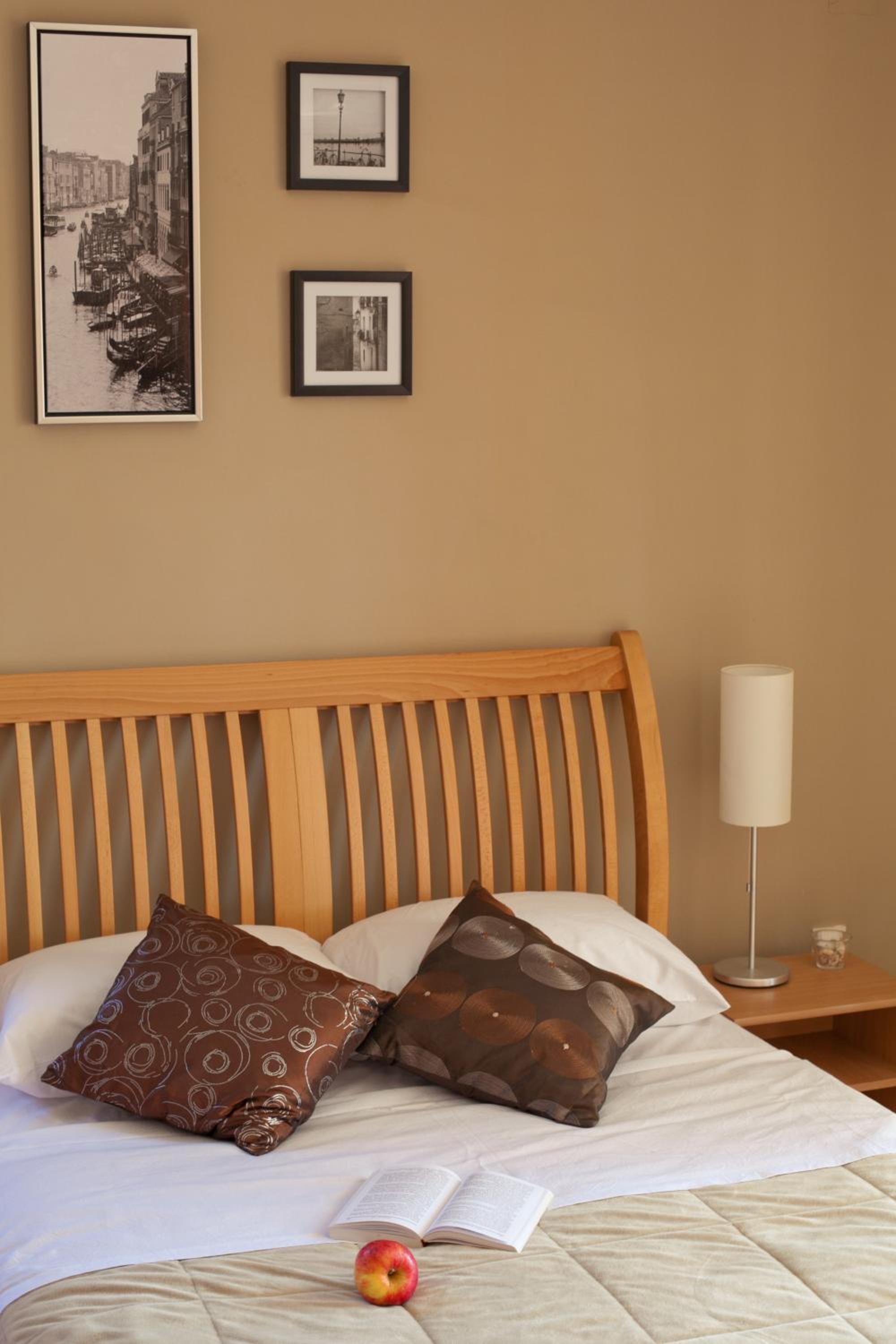 Apartment photo 3