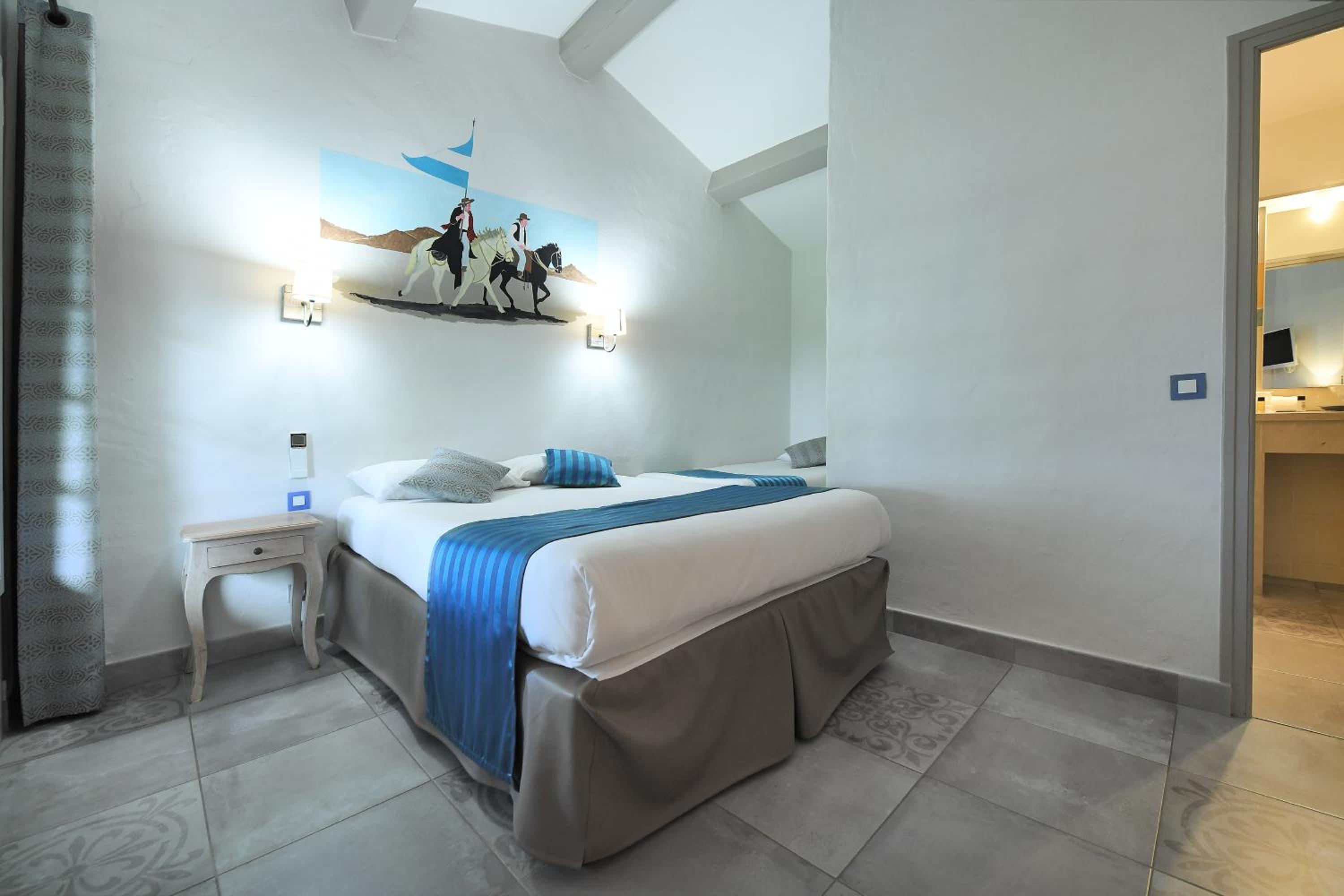 Triple Room with Terrace photo 2