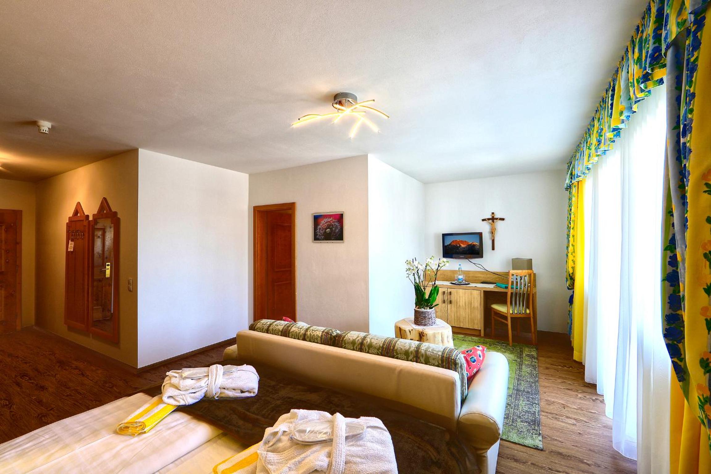 Enzian Superior Suite photo 3