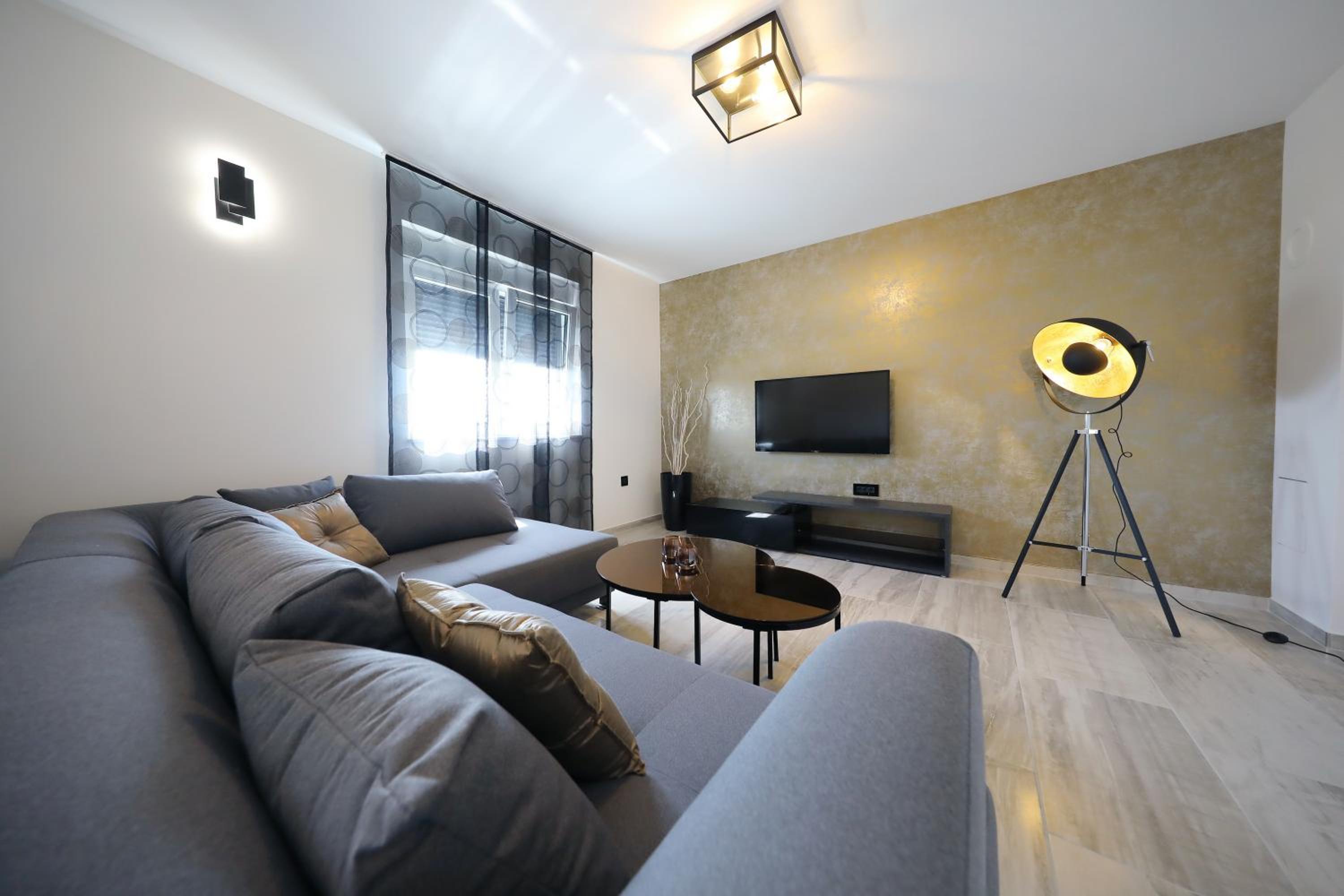 Premium Two Bedroom Apartment with City View First Floor photo 1