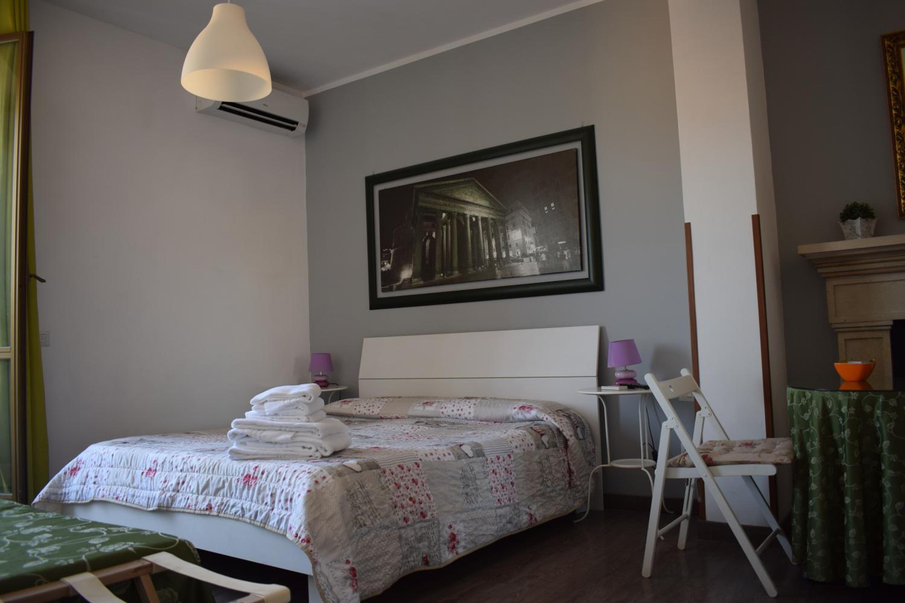 Comfort Triple Room with Shower photo 1