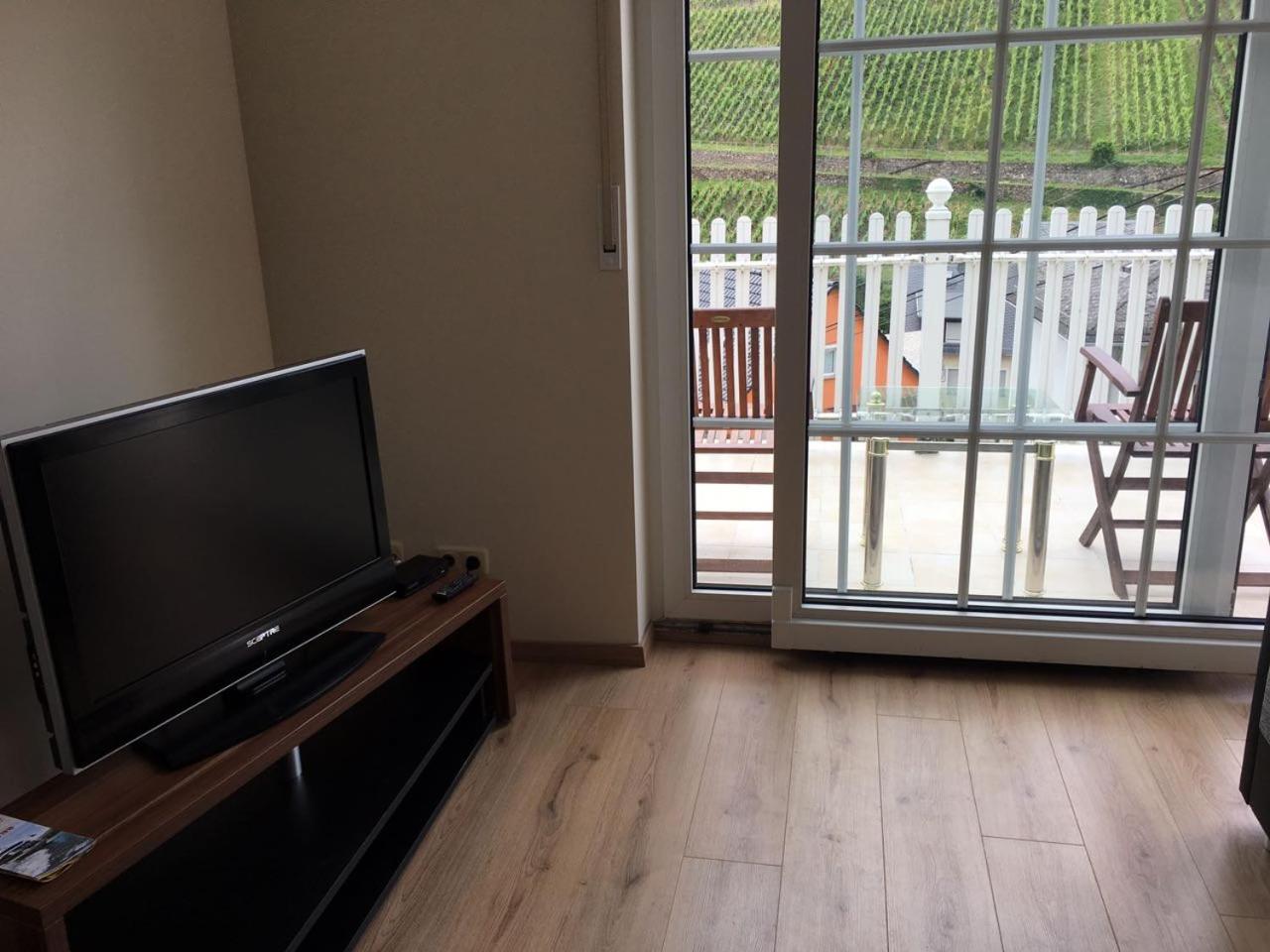 Apartment with Terrace - Photo 21